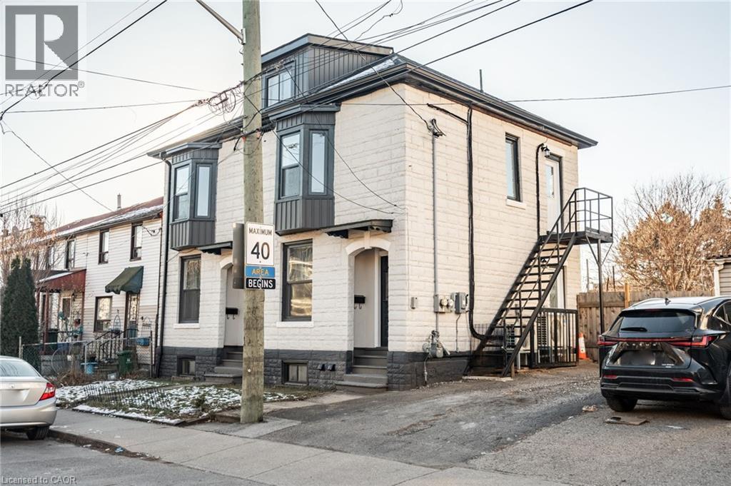 68-70 Robert Street, Hamilton, Ontario  L8L 2P3 - Photo 2 - 40797427