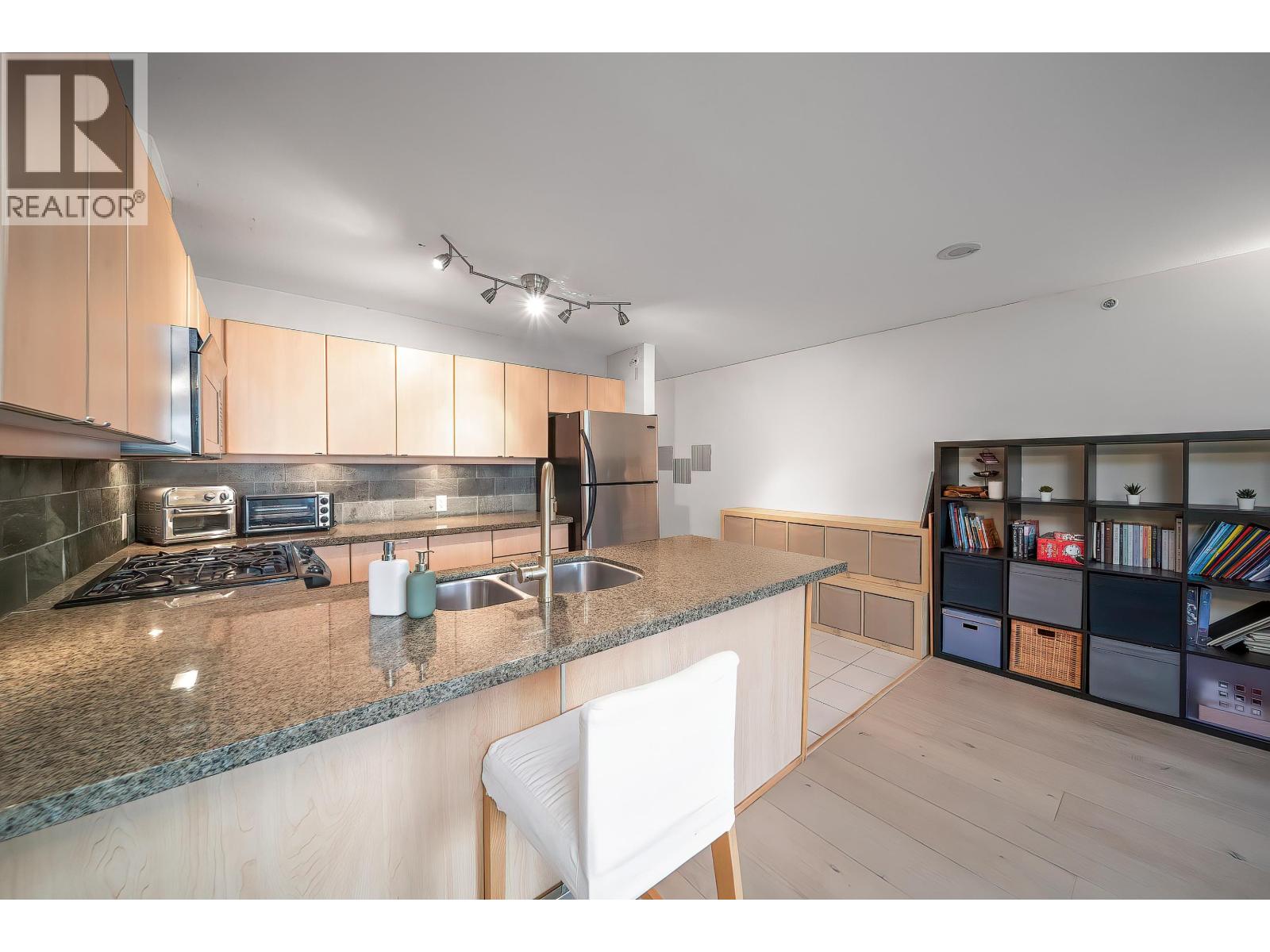 1709 6068 No. 3 Road, Richmond, British Columbia V6Y 4M7 - Photo 6 - R3077467