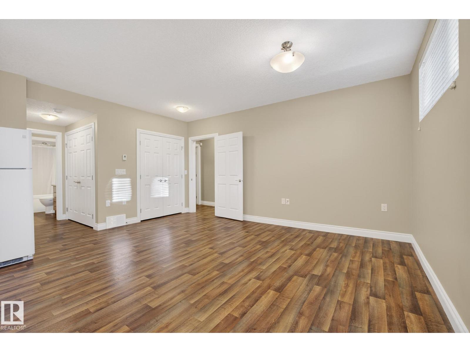 9302 93 St Nw, Edmonton, Alberta  T6C 3T8 - Photo 41 - E4469548