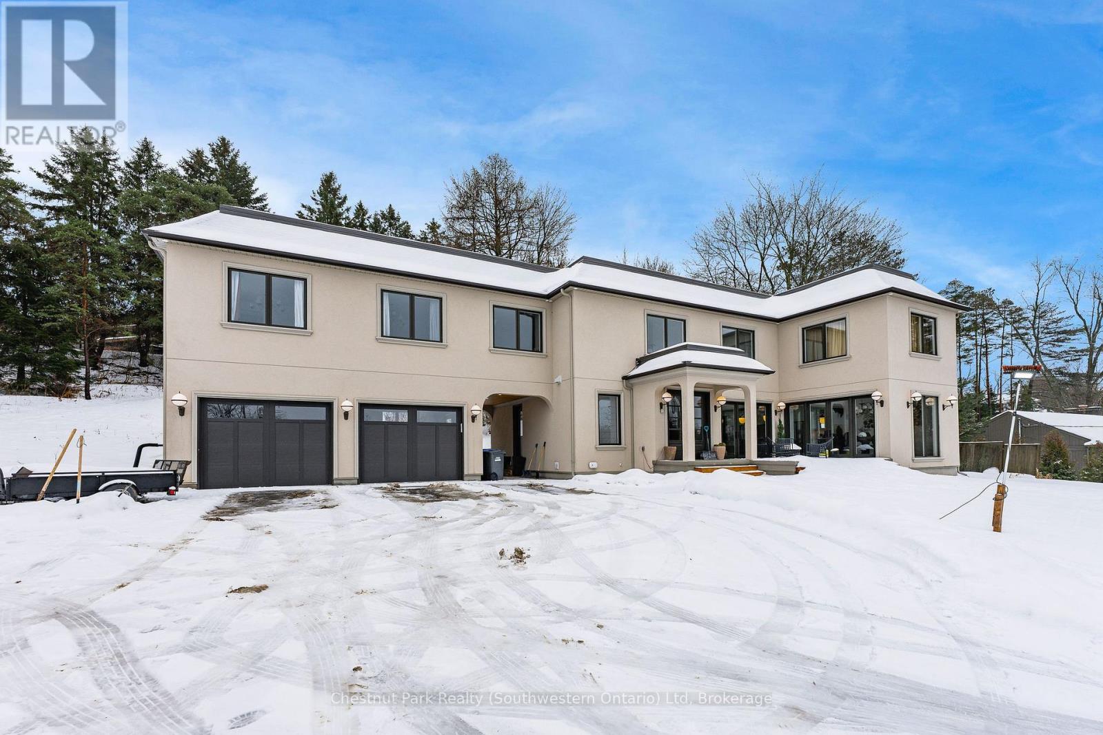 27 Vardon Drive, Guelph, Ontario N1G 1W8 - Photo 13 - X12096573