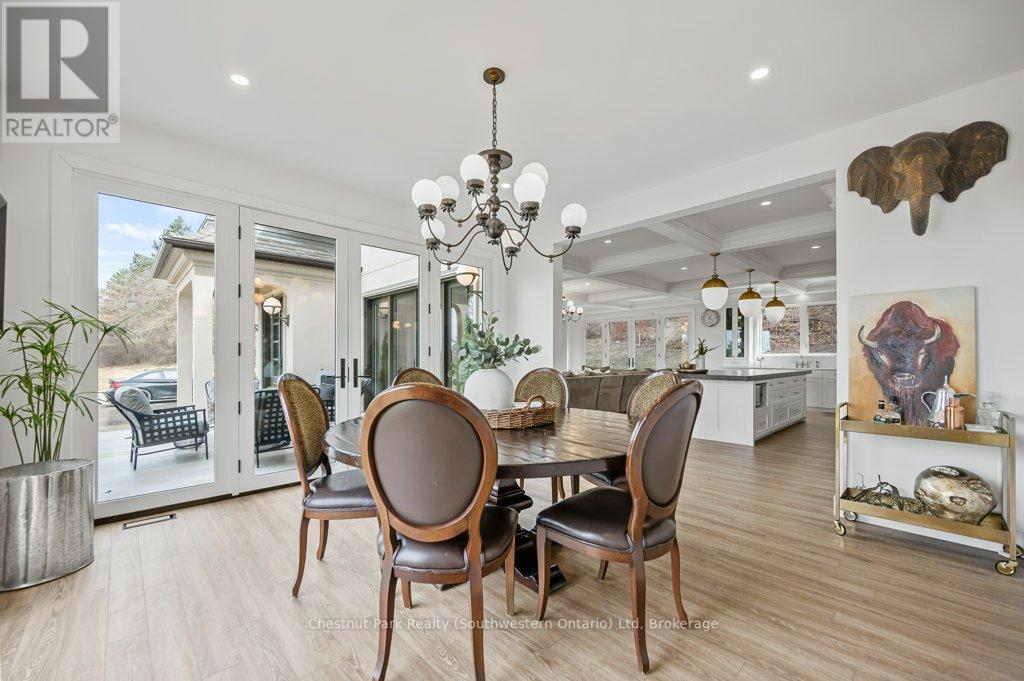 27 Vardon Drive, Guelph, Ontario N1G 1W8 - Photo 25 - X12096573