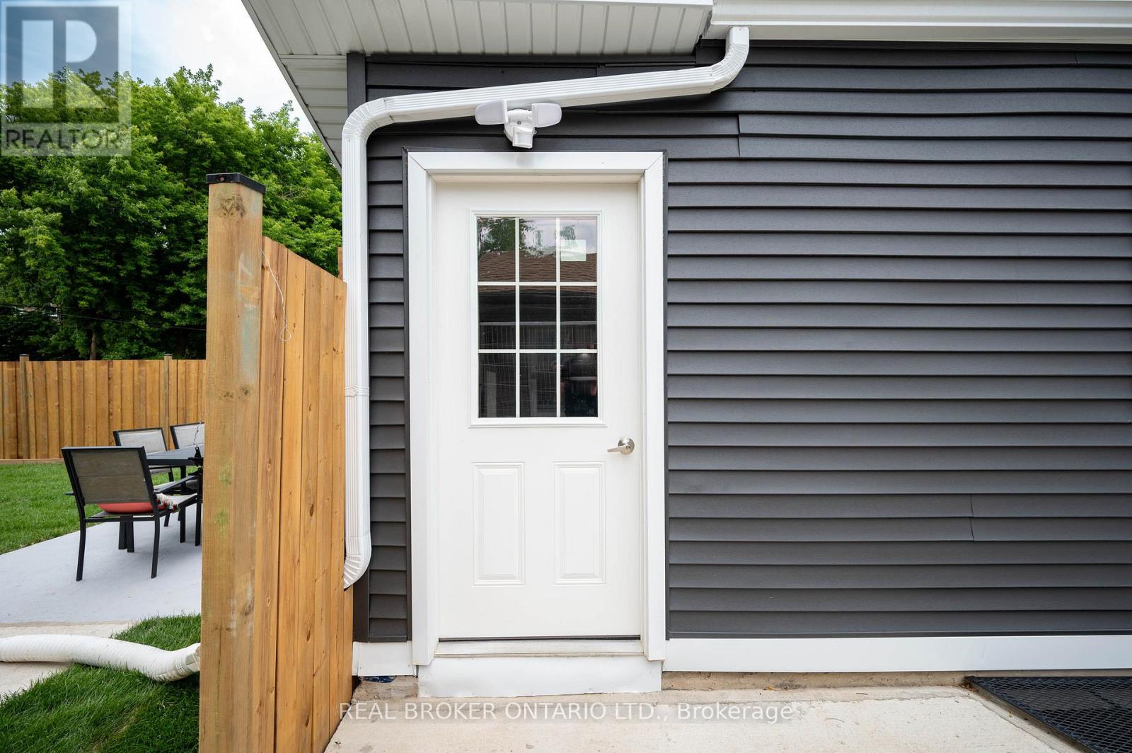 50 Pearl Street, Brantford, Ontario  N3T 3N6 - Photo 22 - X12680928