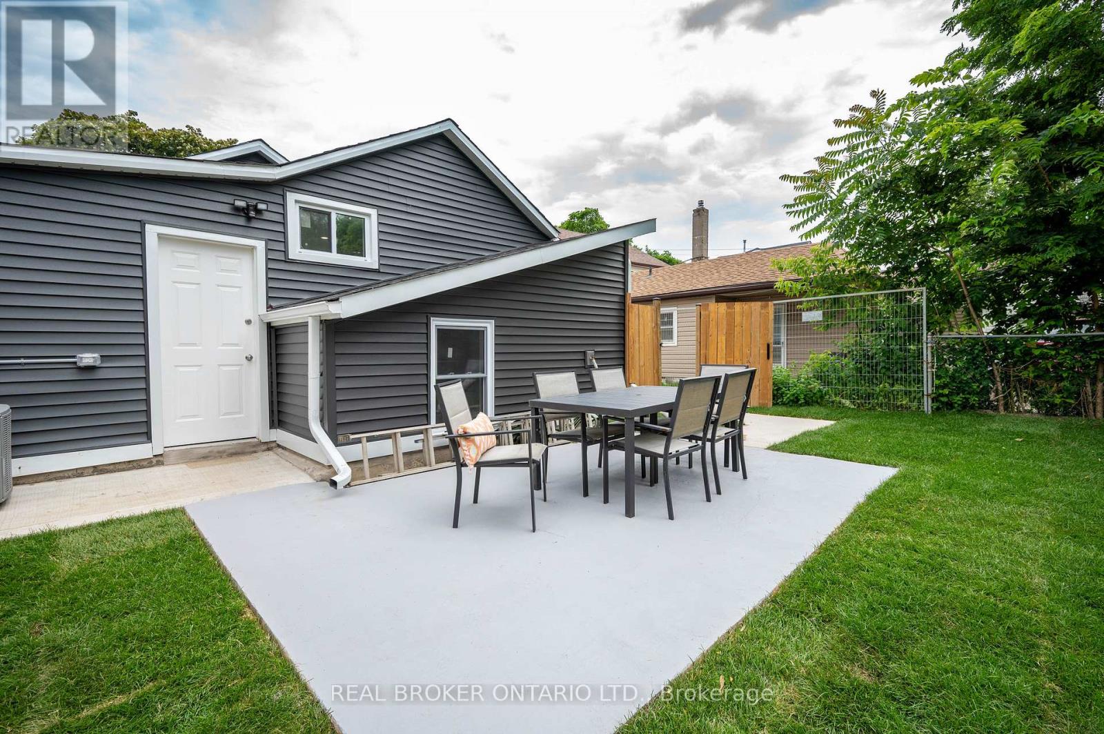 50 Pearl Street, Brantford, Ontario  N3T 3N6 - Photo 40 - X12680928