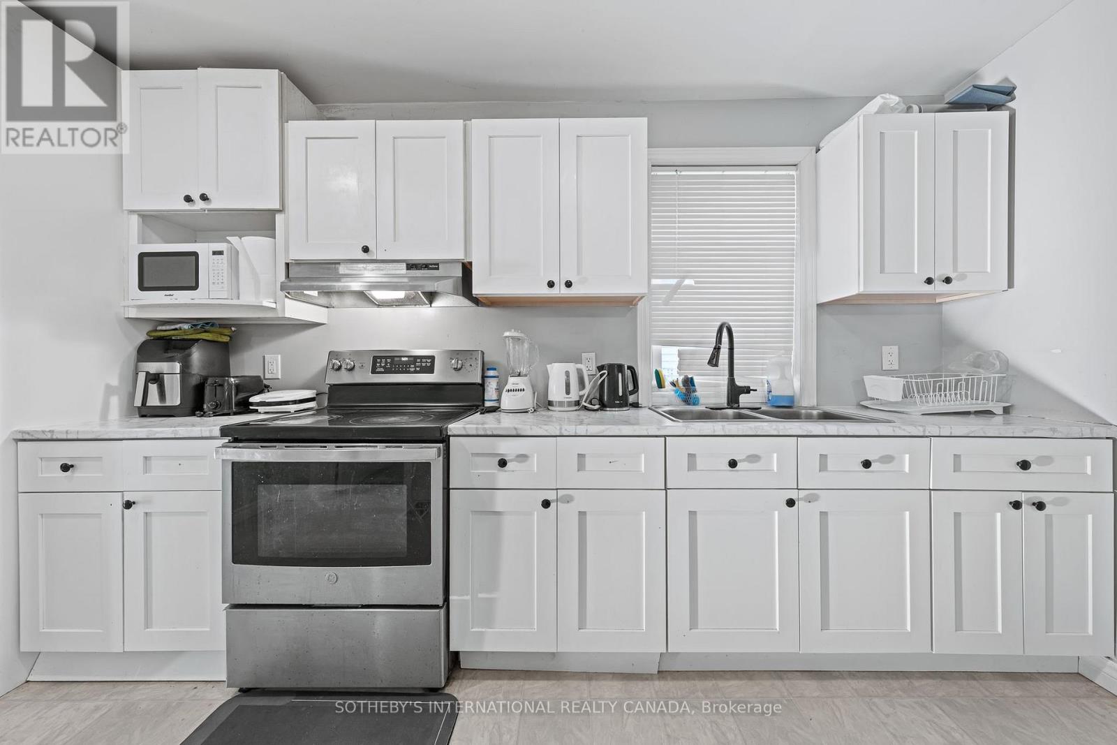 15 Grantham Avenue, Cambridge, Ontario  N1R 4V3 - Photo 12 - X12680970