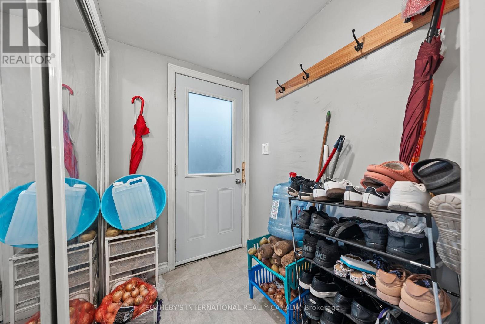 15 Grantham Avenue, Cambridge, Ontario  N1R 4V3 - Photo 24 - X12680970