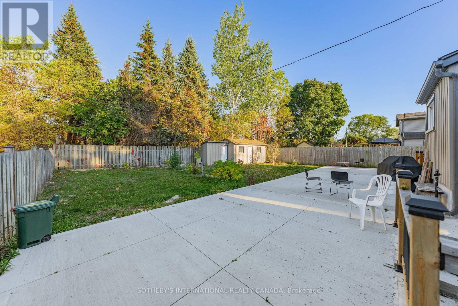 15 Grantham Avenue, Cambridge, Ontario  N1R 4V3 - Photo 32 - X12680970