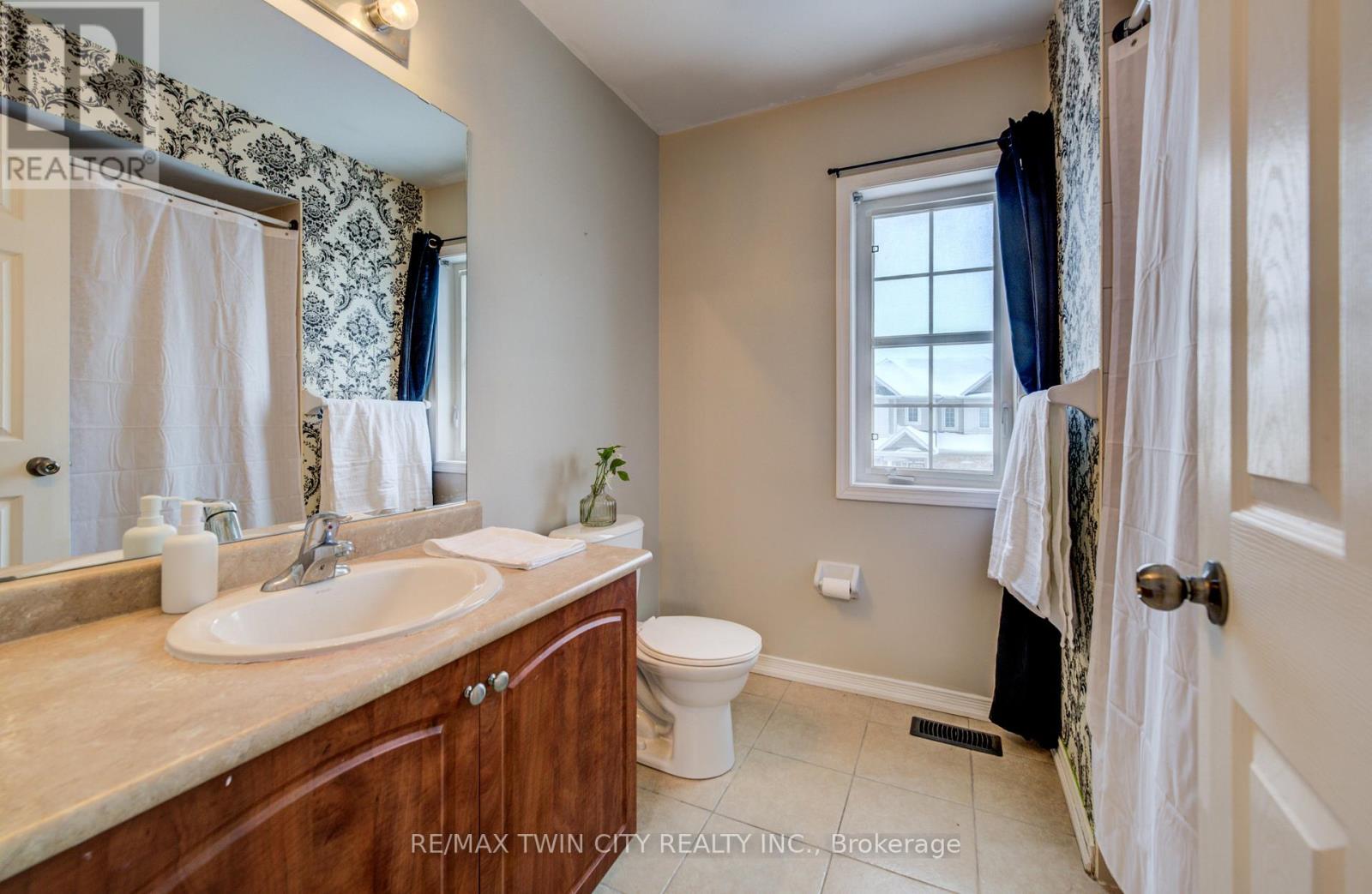 51 Shields Street, Woolwich, Ontario  N0B 1M0 - Photo 31 - X12665630