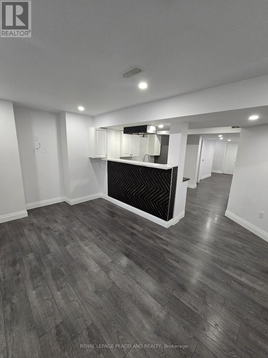 1236 Atkins Drive, Newmarket, Ontario  L3X 0C3 - Photo 18 - N12530496