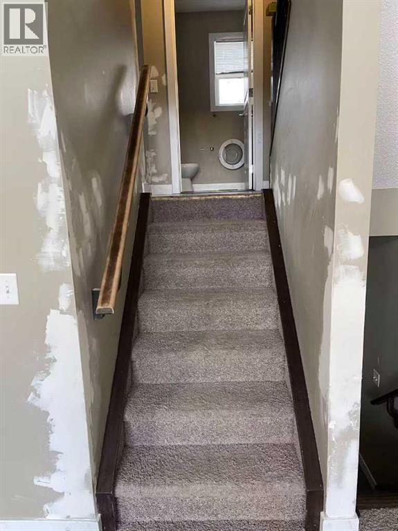 53 Panatella Road Nw, Calgary, Alberta  T3K 0S7 - Photo 4 - A2277994