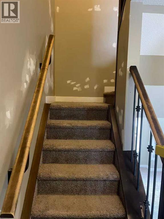 53 Panatella Road Nw, Calgary, Alberta  T3K 0S7 - Photo 7 - A2277994