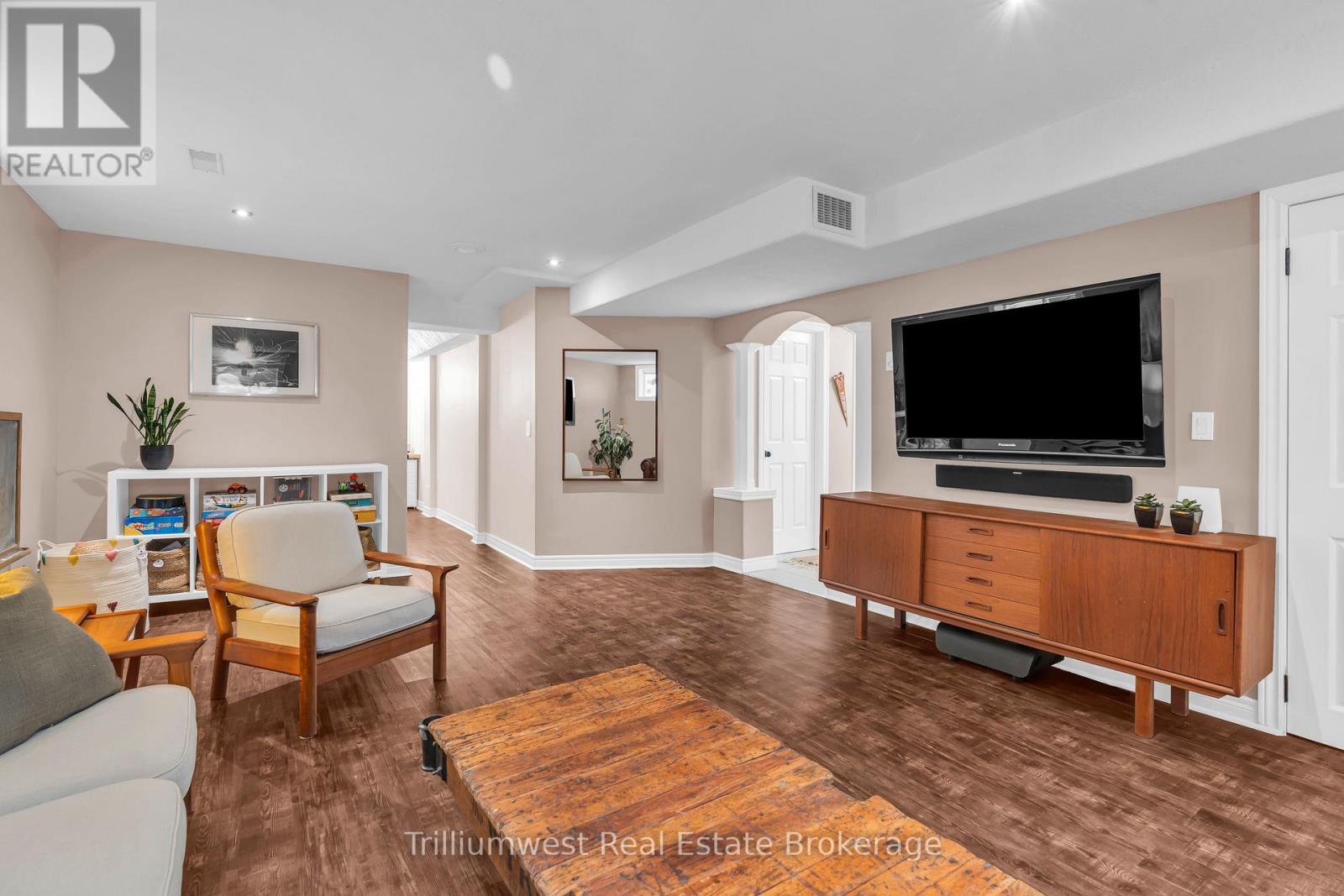 610 Rock Point Crescent, Waterloo, Ontario  N2V 2K3 - Photo 37 - X12681050