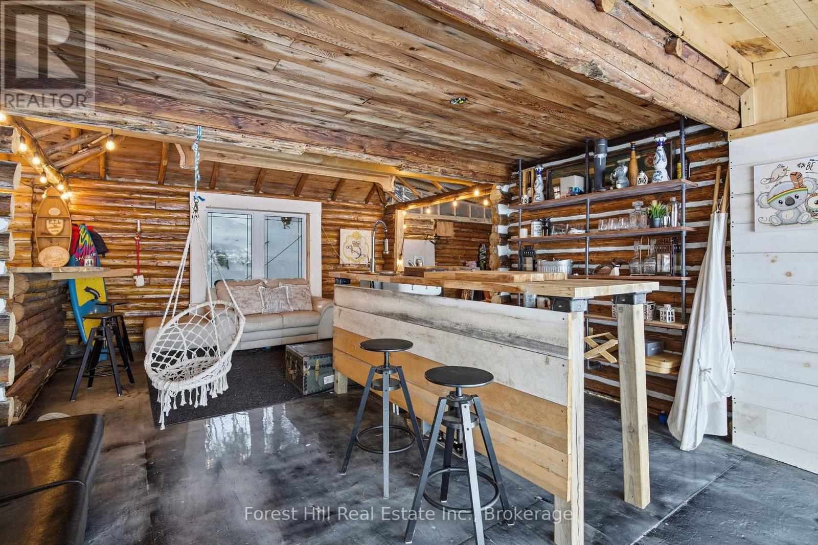 1092 Main Street, Lake Of Bays, Ontario  P0B 1A0 - Photo 27 - X12681198