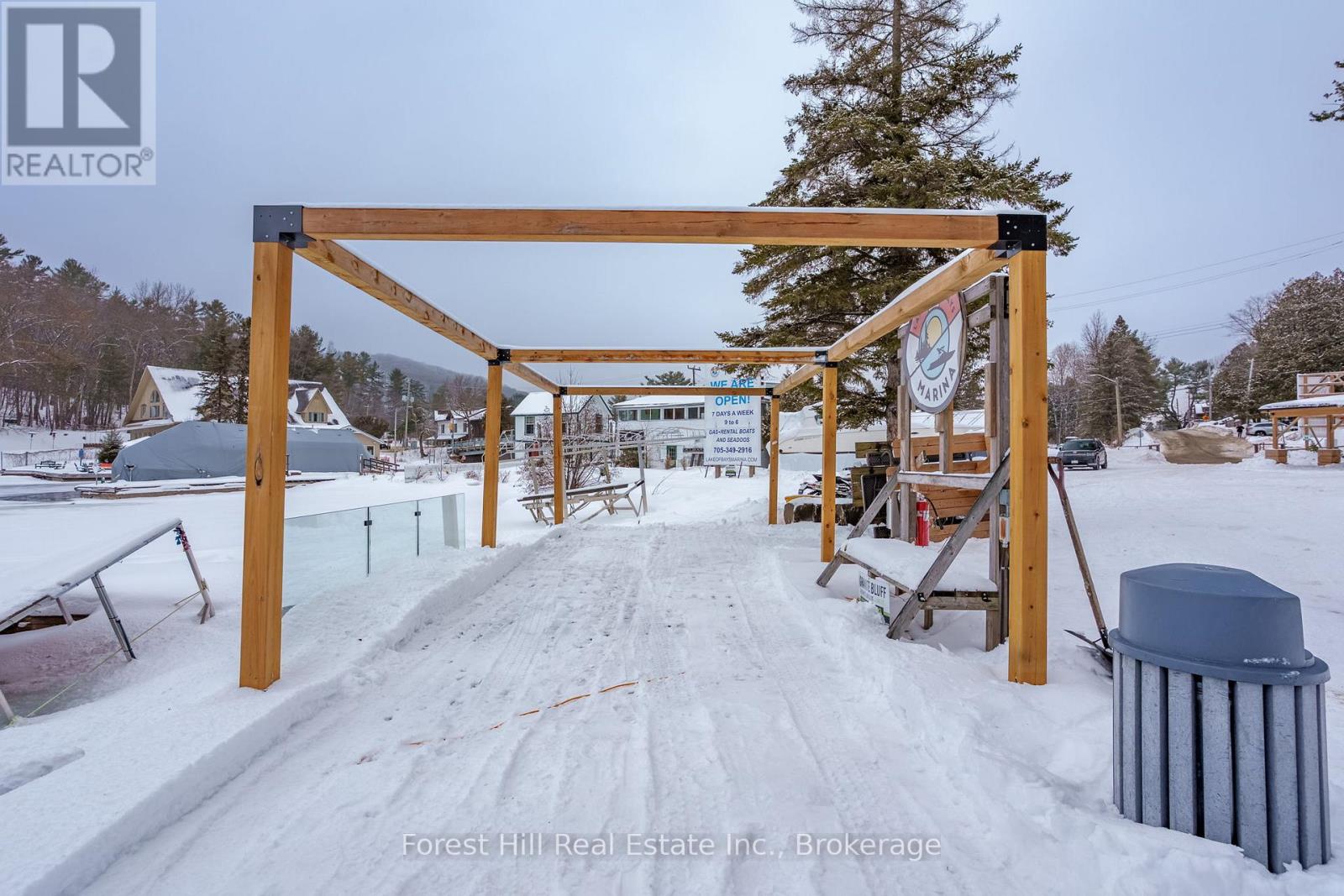 1092 Main Street, Lake Of Bays, Ontario  P0B 1A0 - Photo 40 - X12681198