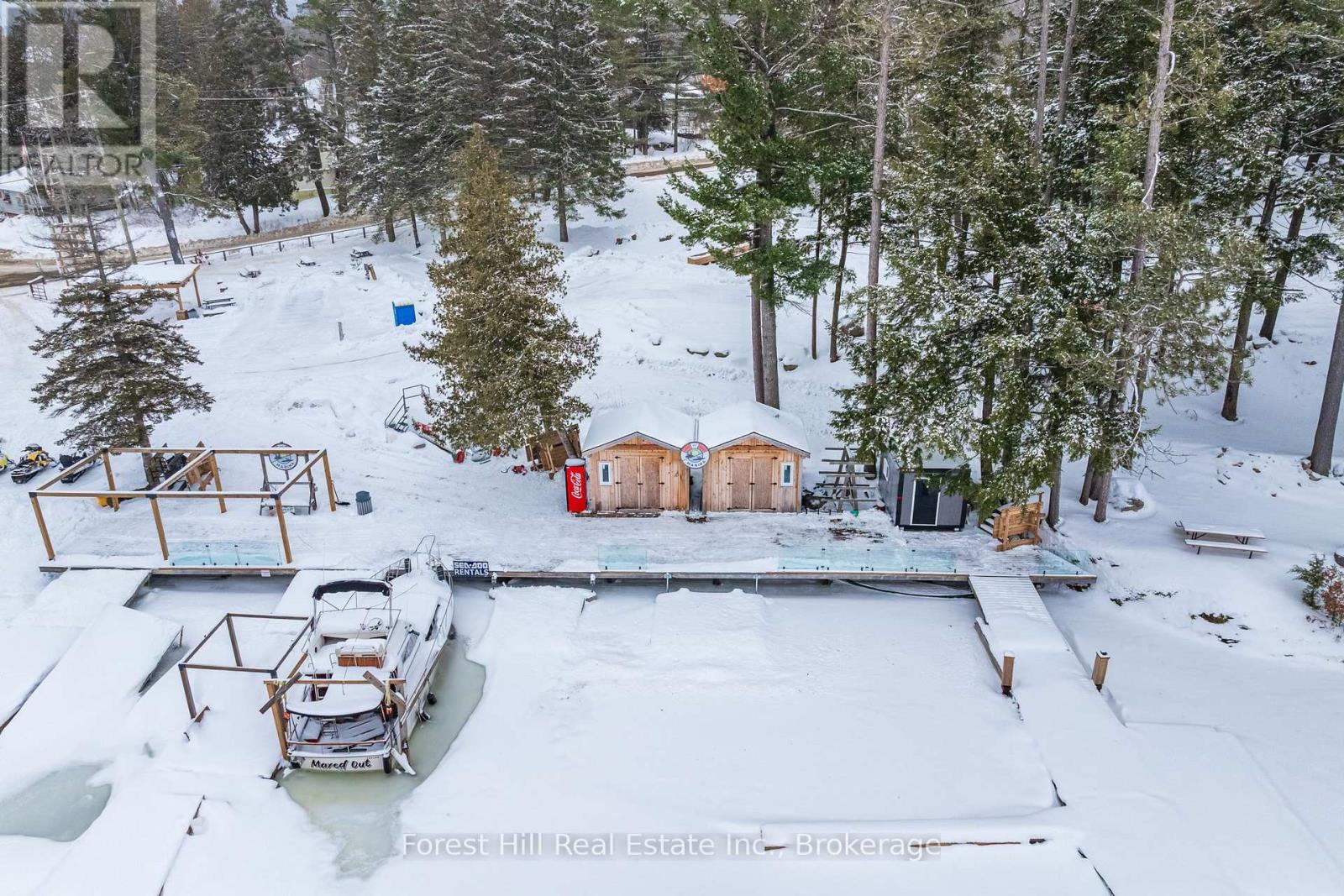 1092 Main Street, Lake Of Bays, Ontario  P0B 1A0 - Photo 42 - X12681198