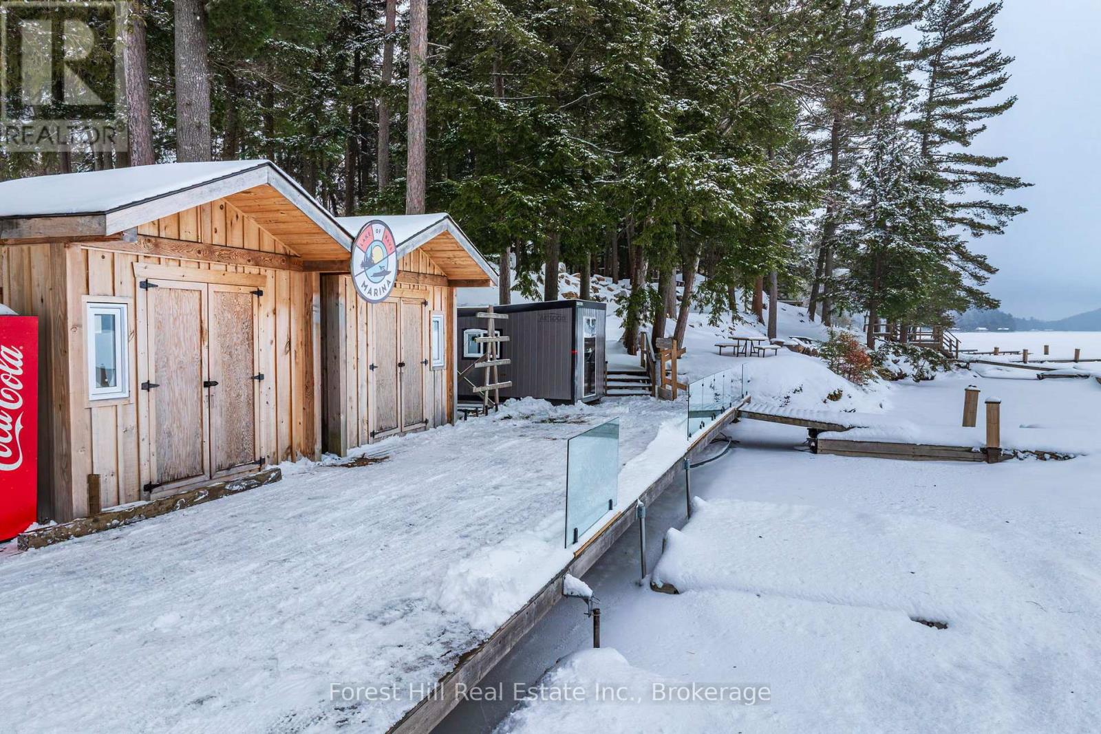 1092 Main Street, Lake Of Bays, Ontario  P0B 1A0 - Photo 8 - X12681198