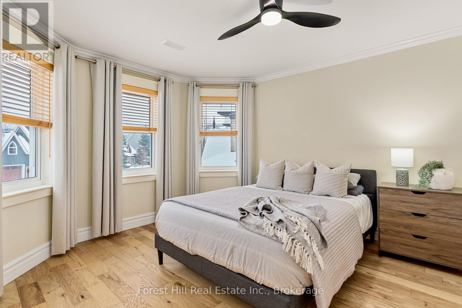 156 Snowbridge Way, Blue Mountains, Ontario  L9Y 0V1 - Photo 28 - X12681212