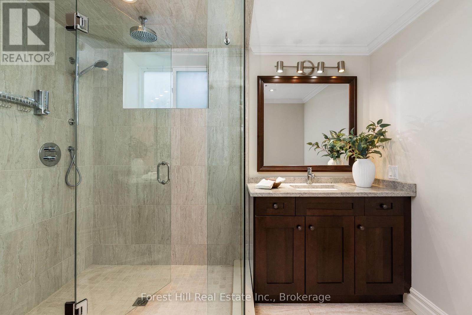 156 Snowbridge Way, Blue Mountains, Ontario  L9Y 0V1 - Photo 39 - X12681212