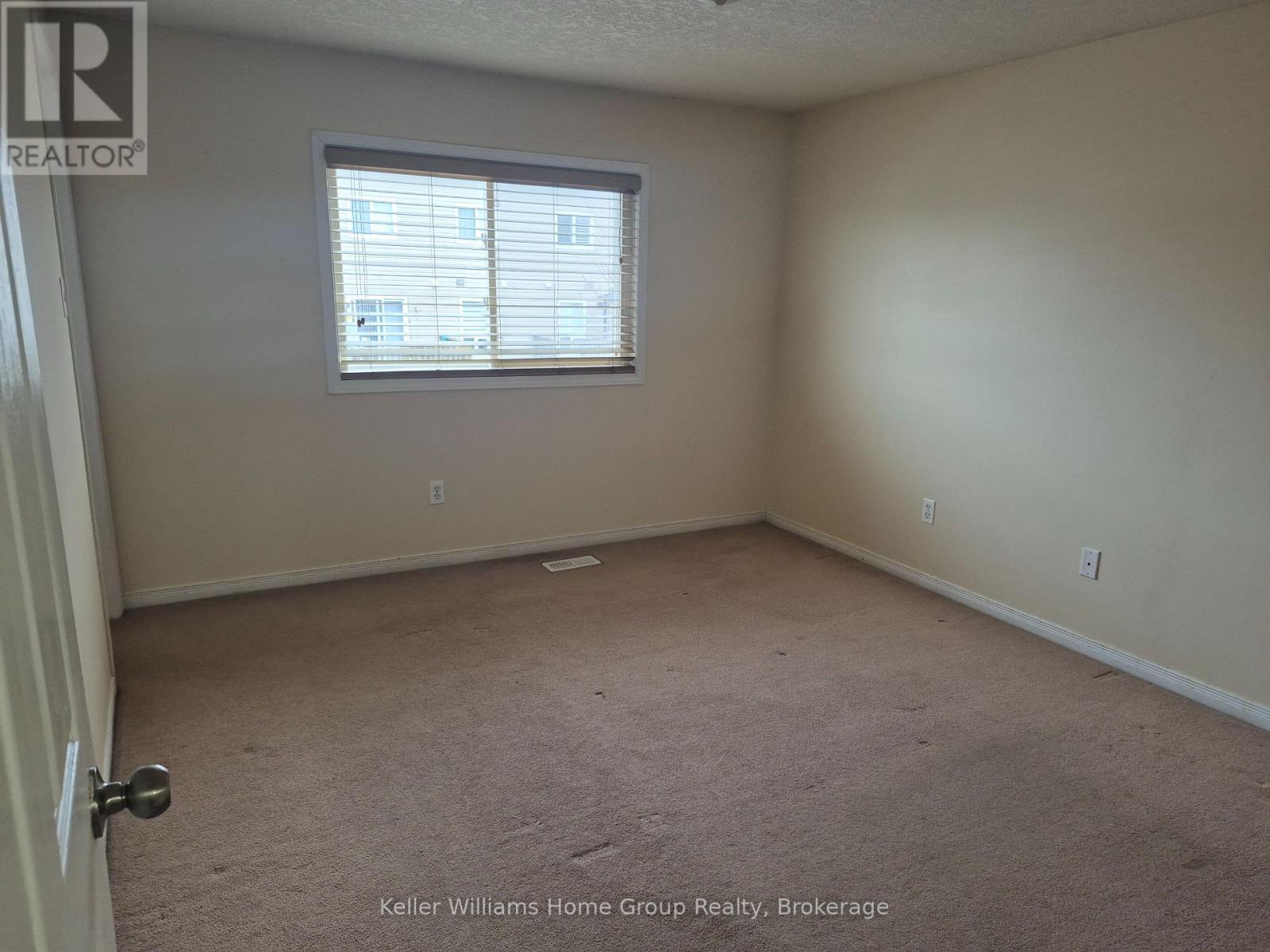 10 Donnenwerth Drive, Kitchener, Ontario  N2E 3X2 - Photo 14 - X12681216