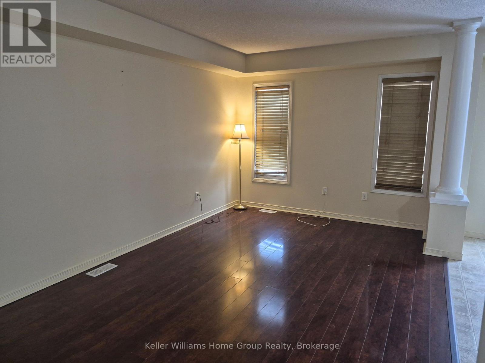 10 Donnenwerth Drive, Kitchener, Ontario  N2E 3X2 - Photo 7 - X12681216