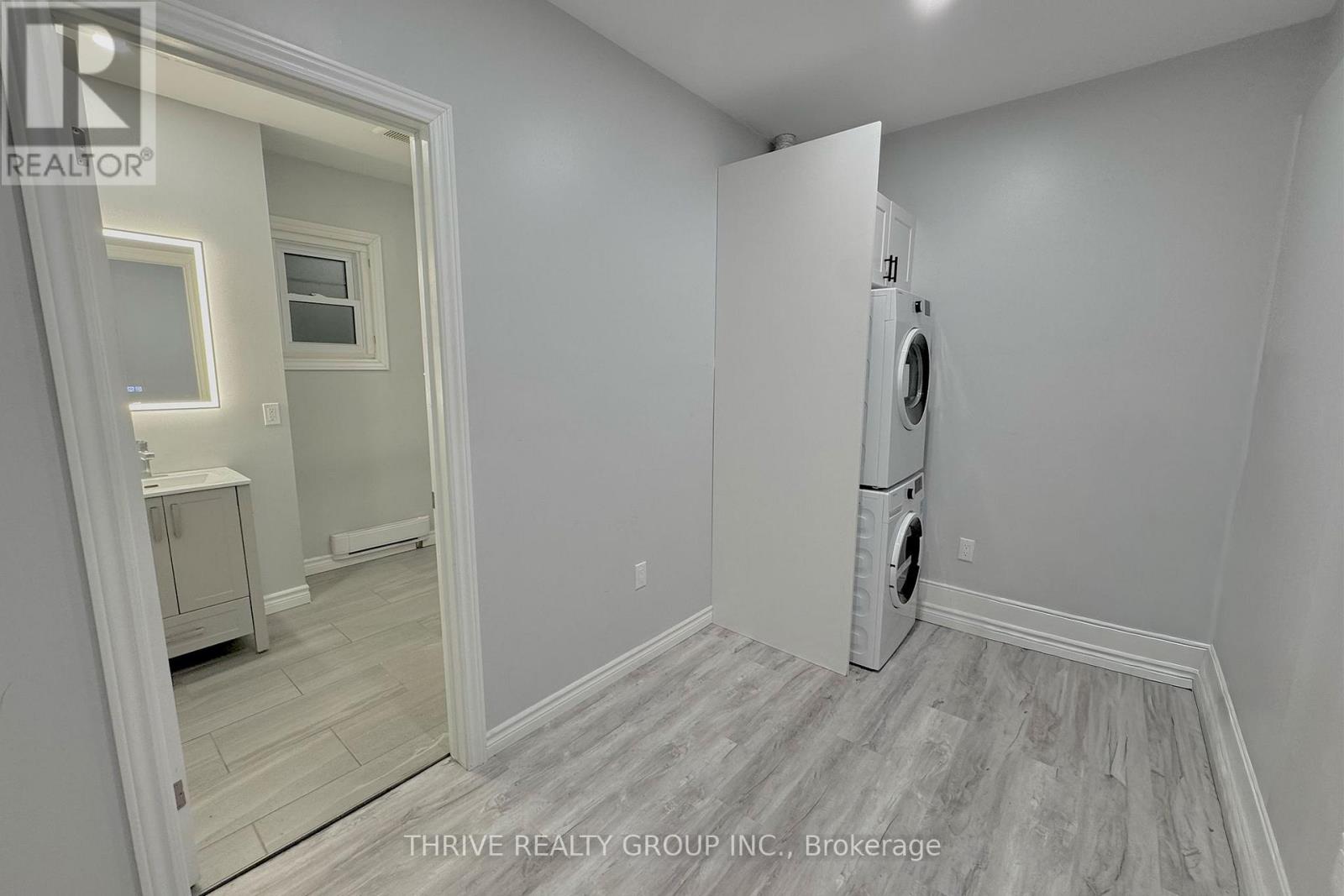 3 - 2 Metcalfe Street, St. Thomas, Ontario  N5R 3J9 - Photo 12 - X12681148