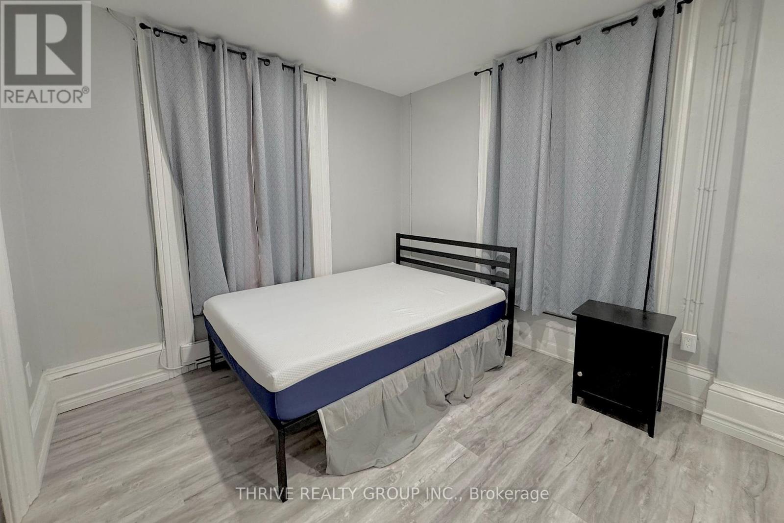 3 - 2 Metcalfe Street, St. Thomas, Ontario  N5R 3J9 - Photo 17 - X12681148