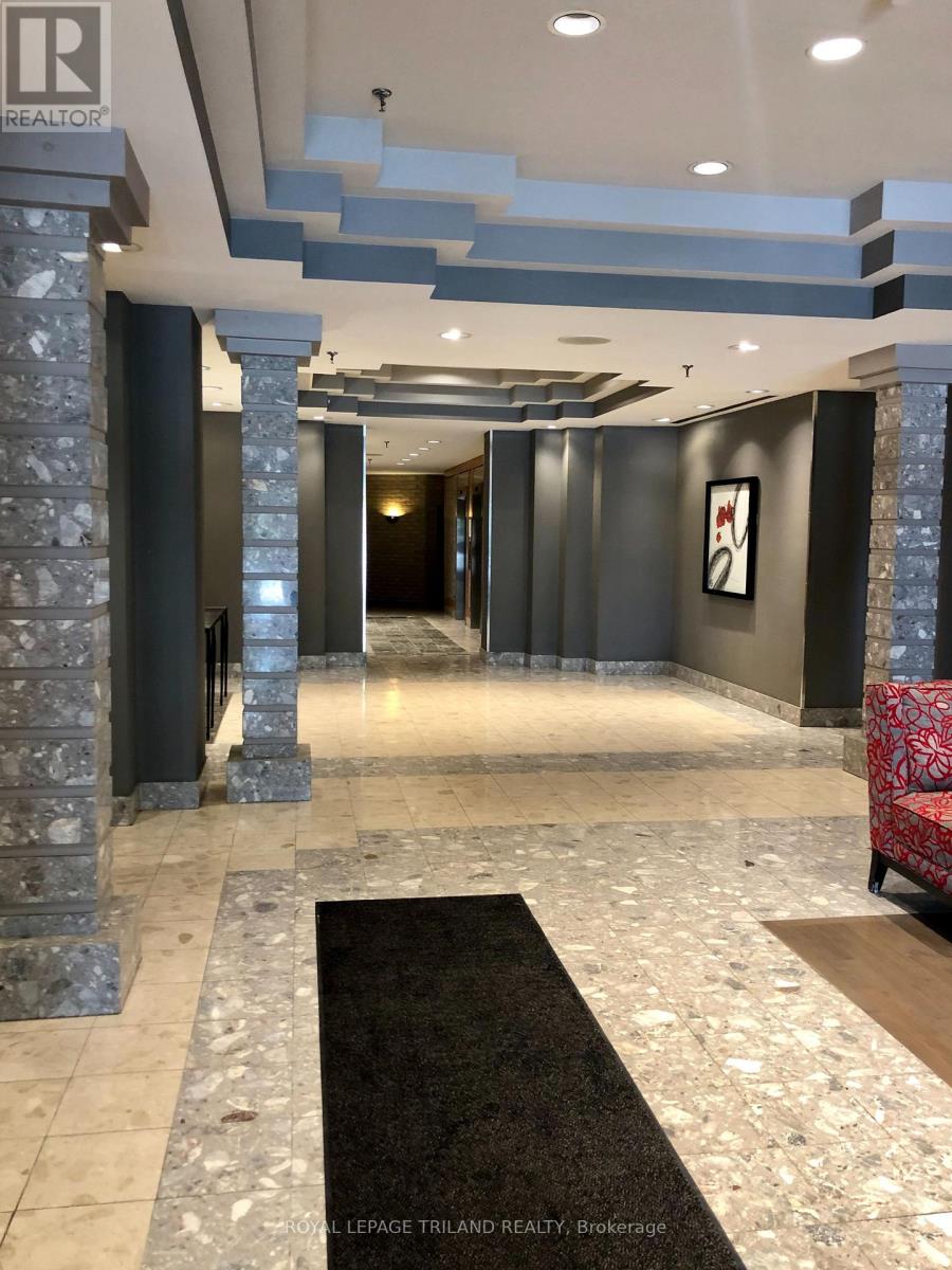 802 - 695 Richmond Street, London East, Ontario  N6A 5M8 - Photo 3 - X12681158