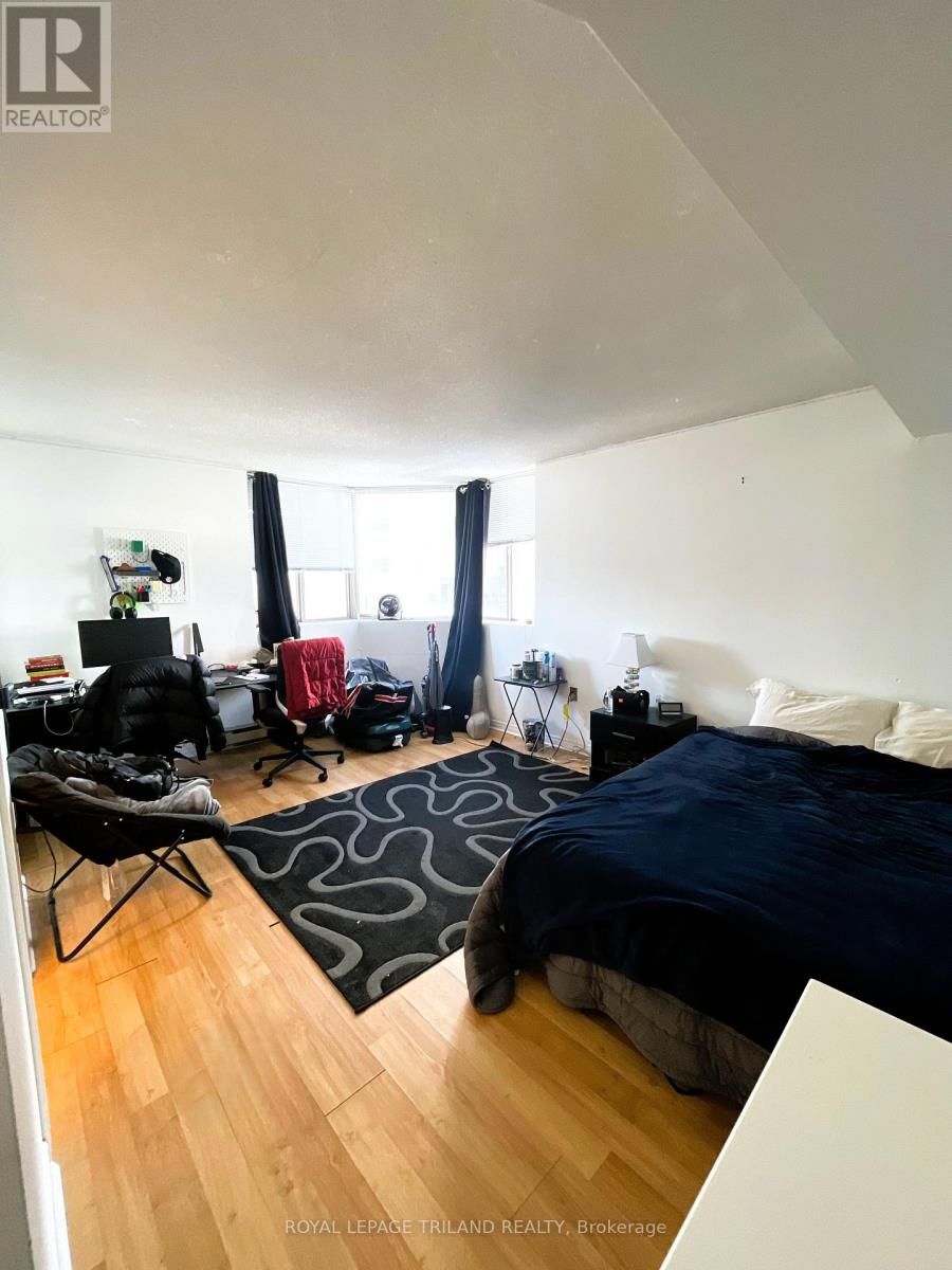 802 - 695 Richmond Street, London East, Ontario  N6A 5M8 - Photo 8 - X12681158