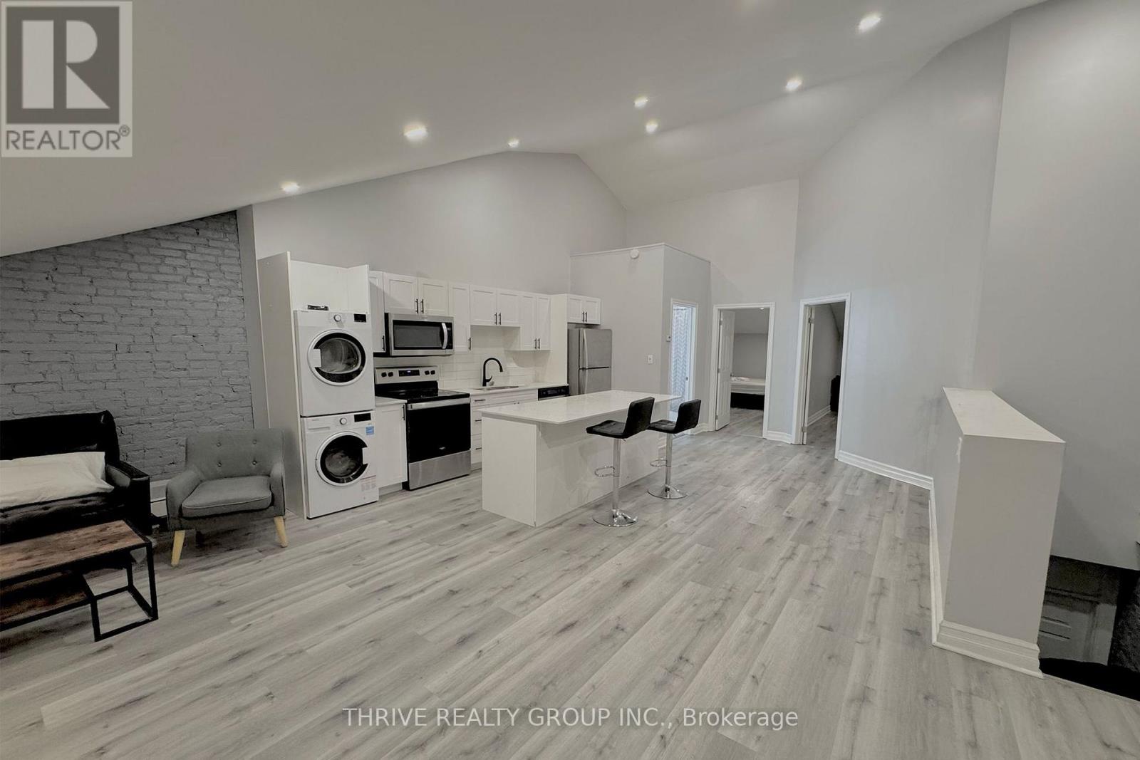 18 - 268 Talbot Street, St. Thomas, Ontario  N5P 1B4 - Photo 1 - X12681164