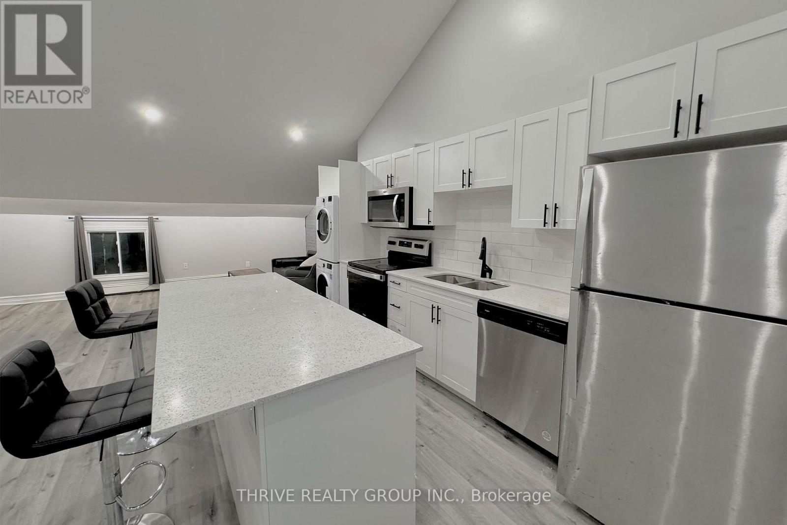 18 - 268 Talbot Street, St. Thomas, Ontario  N5P 1B4 - Photo 3 - X12681164