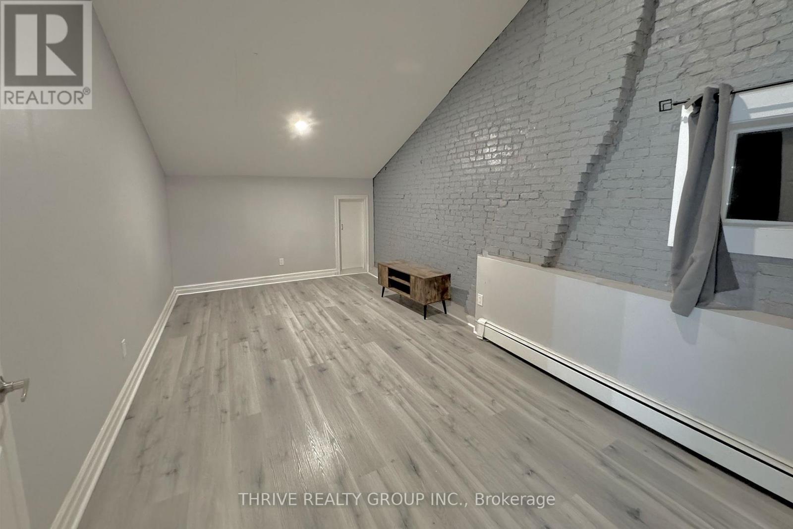 18 - 268 Talbot Street, St. Thomas, Ontario  N5P 1B4 - Photo 9 - X12681164