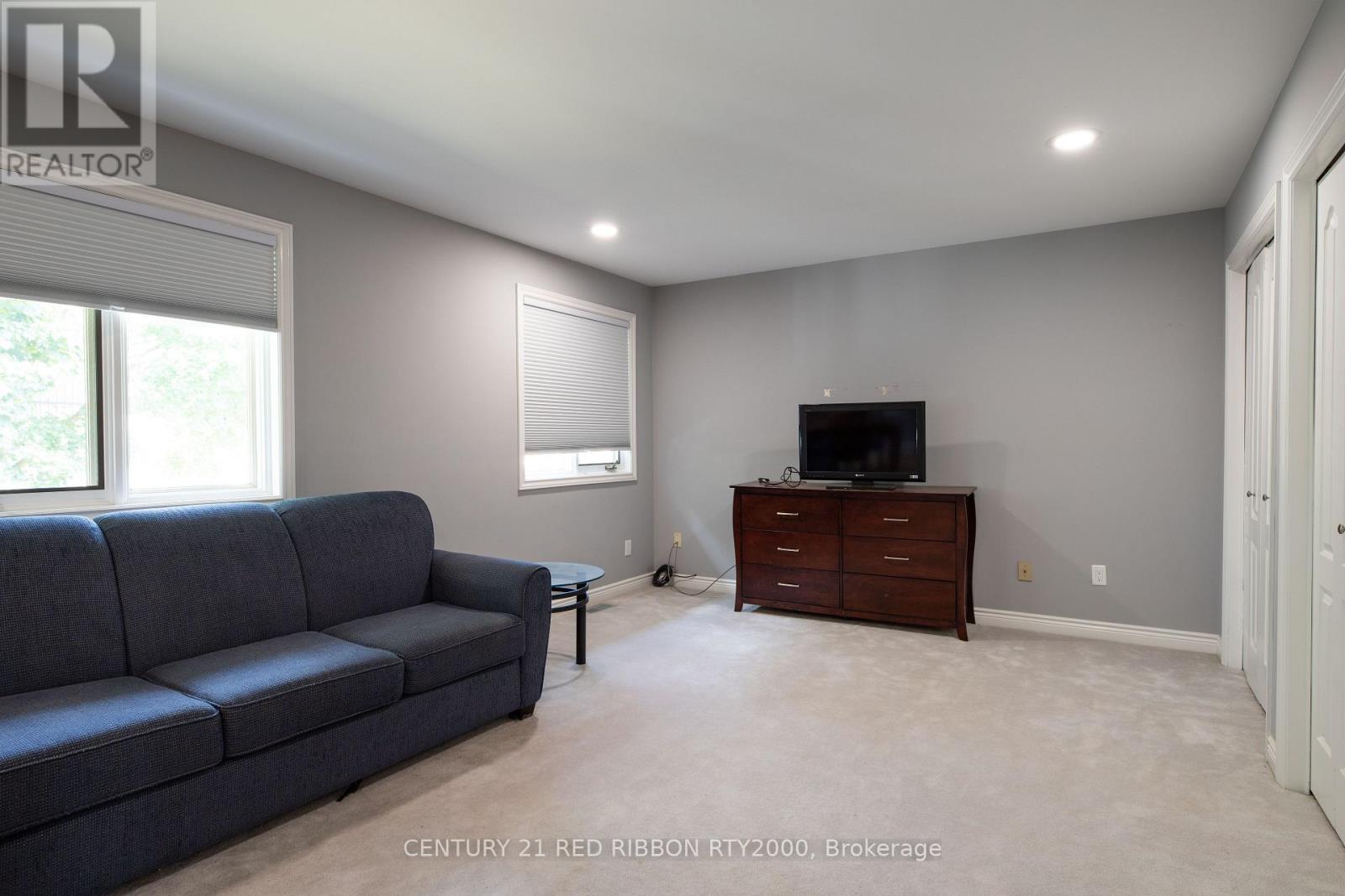 51 Queen Street, Strathroy-Caradoc, Ontario  N7G 2H5 - Photo 23 - X12681200