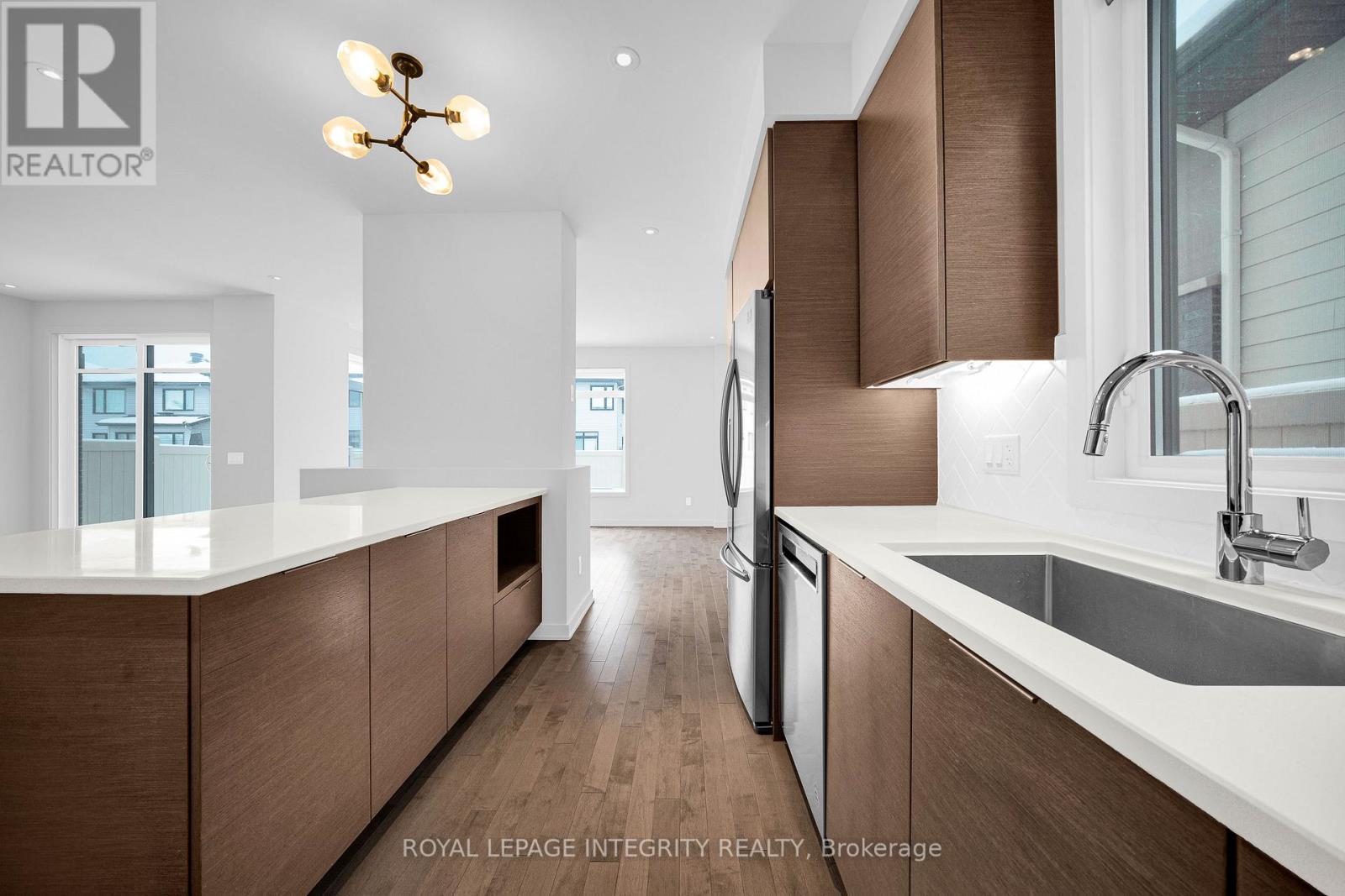 899 Ralph Hennessy Avenue, Ottawa, Ontario  K1X 0B1 - Photo 15 - X12681084