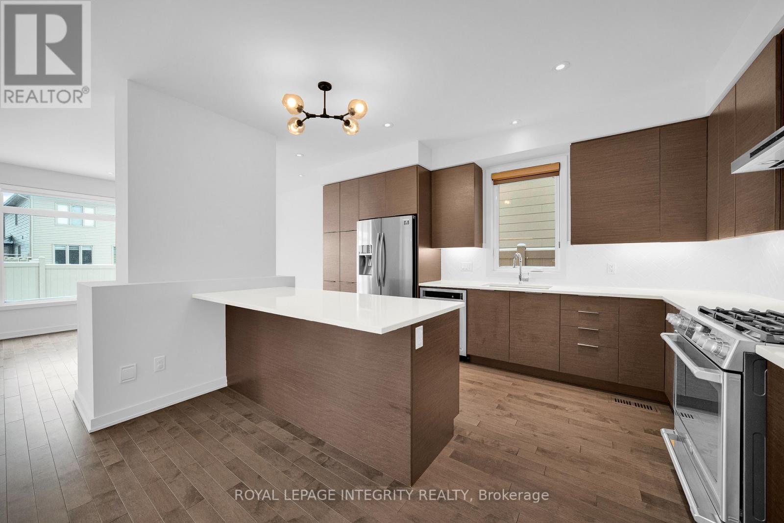 899 Ralph Hennessy Avenue, Ottawa, Ontario  K1X 0B1 - Photo 16 - X12681084