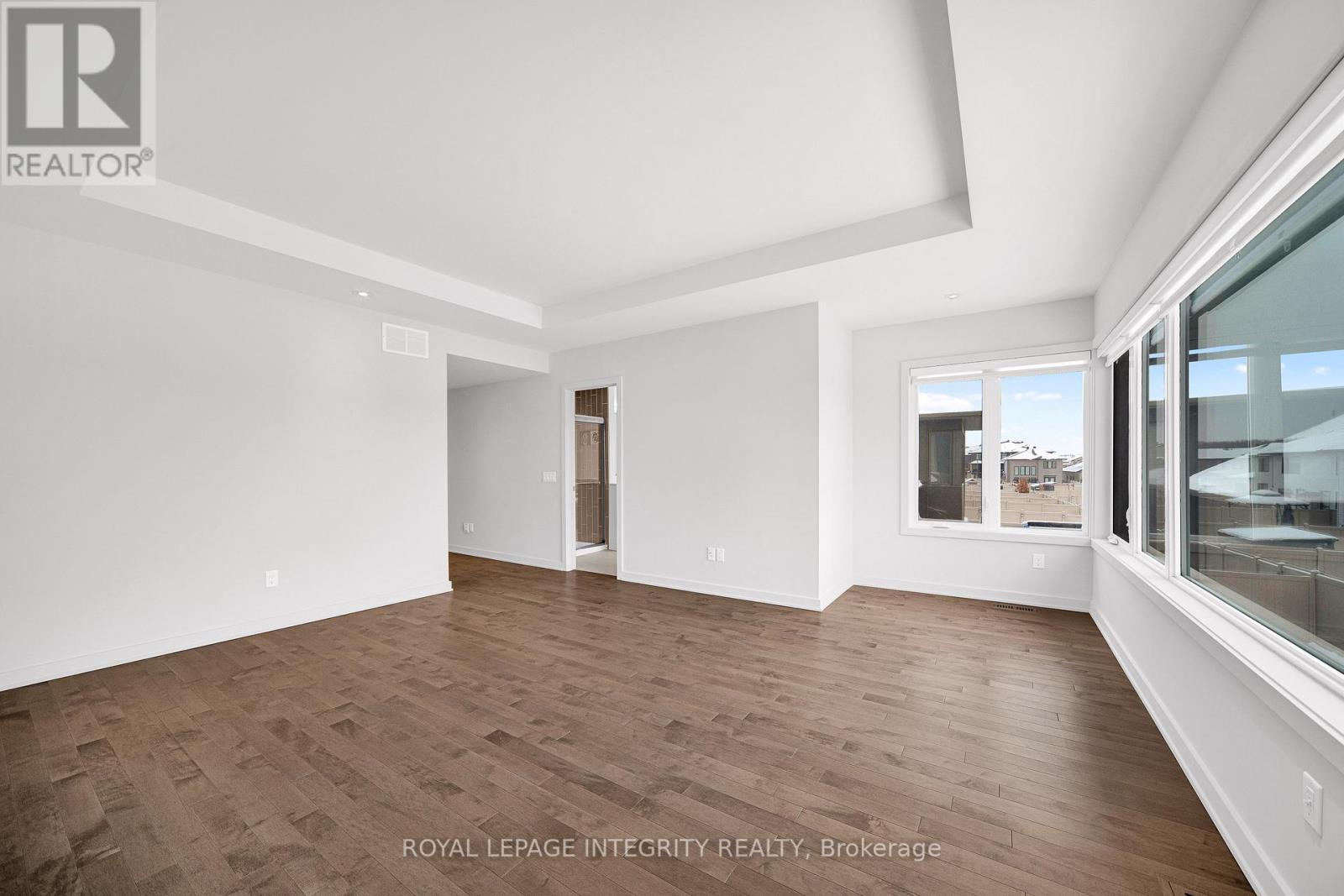 899 Ralph Hennessy Avenue, Ottawa, Ontario  K1X 0B1 - Photo 24 - X12681084