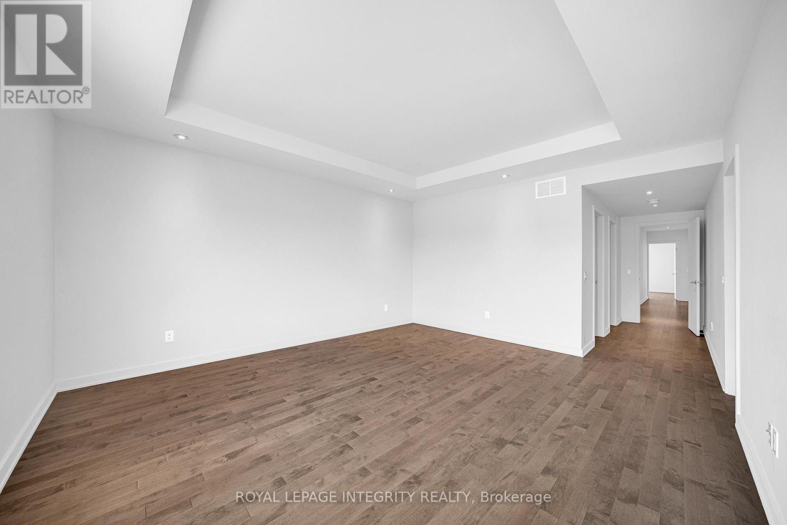 899 Ralph Hennessy Avenue, Ottawa, Ontario  K1X 0B1 - Photo 25 - X12681084