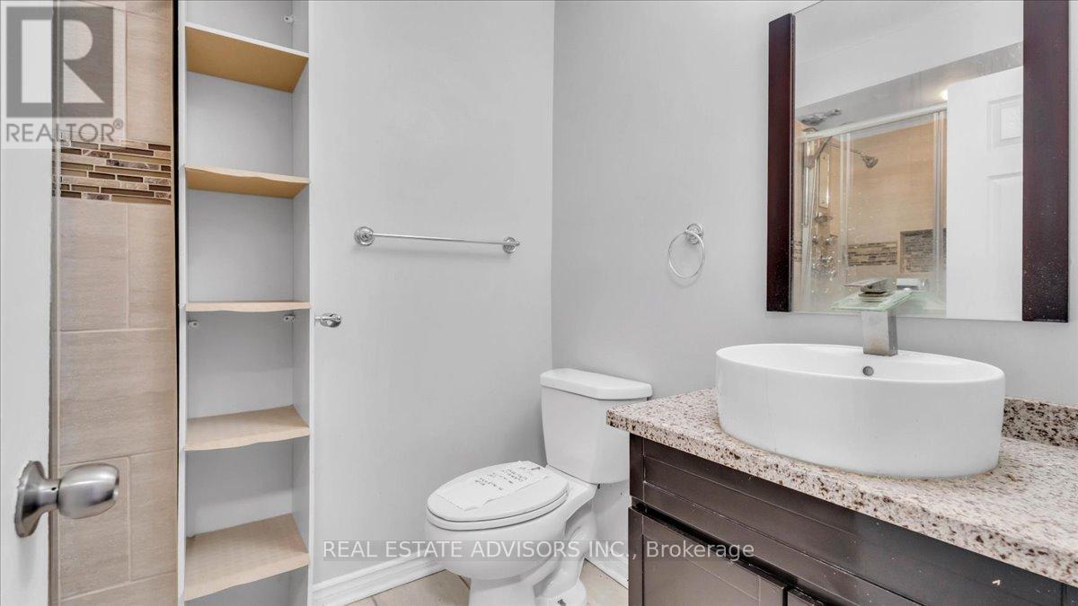 62 Histon Crescent, Brampton, Ontario  L6V 3R1 - Photo 11 - W12677552