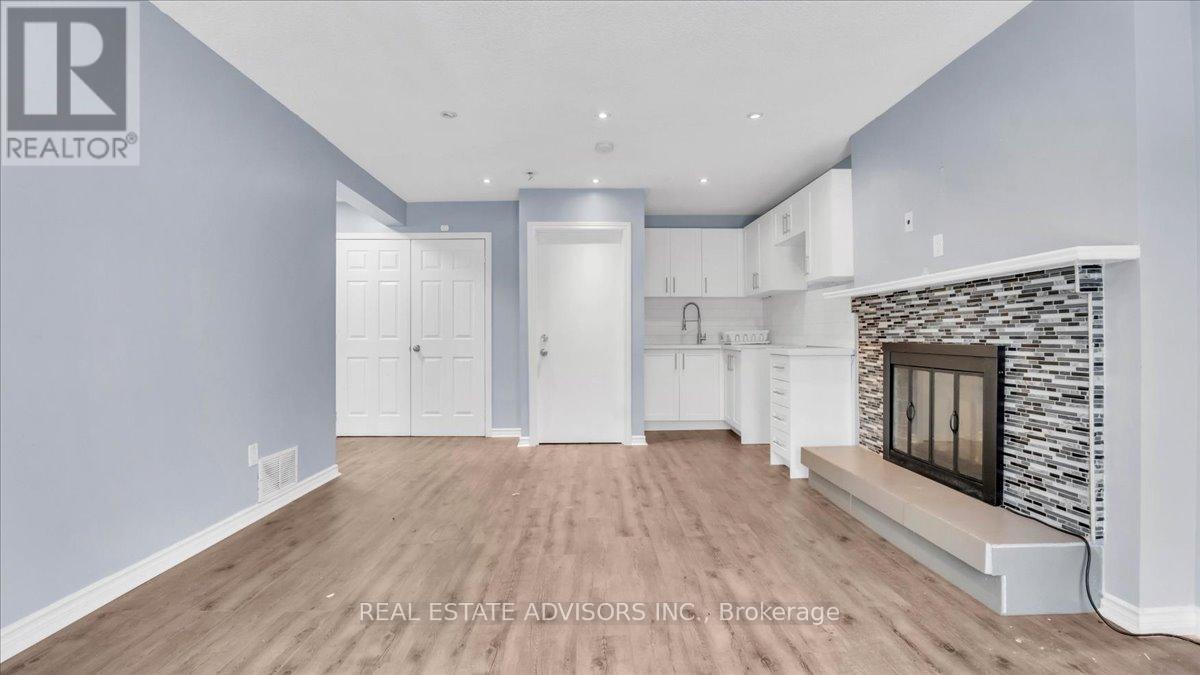 62 Histon Crescent, Brampton, Ontario  L6V 3R1 - Photo 7 - W12677552