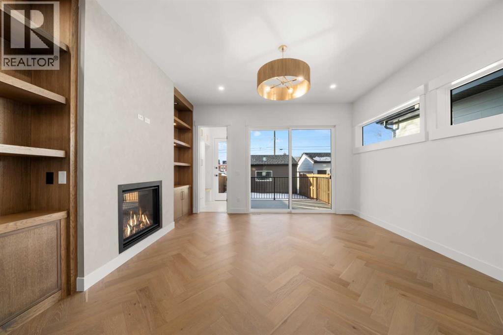 3919 19 Street Sw, Calgary, Alberta  T2T 4Y1 - Photo 10 - A2274909