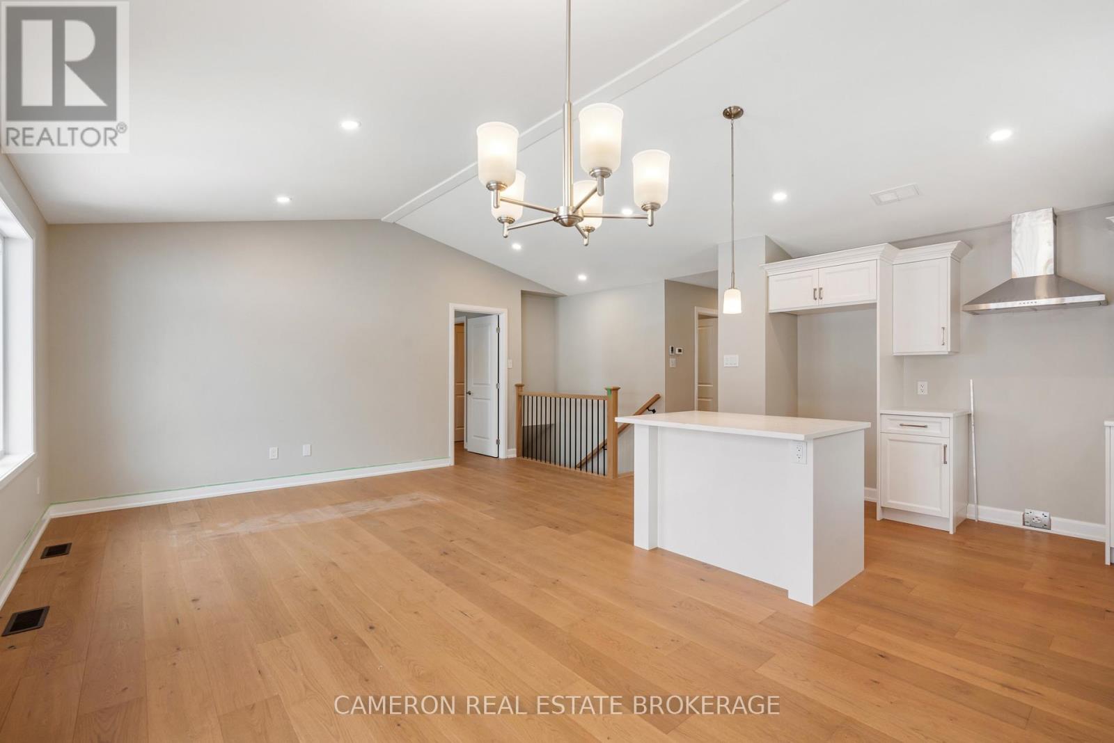 3153 Mauricy Street, Cornwall, Ontario  K6K 0A1 - Photo 10 - X12514170