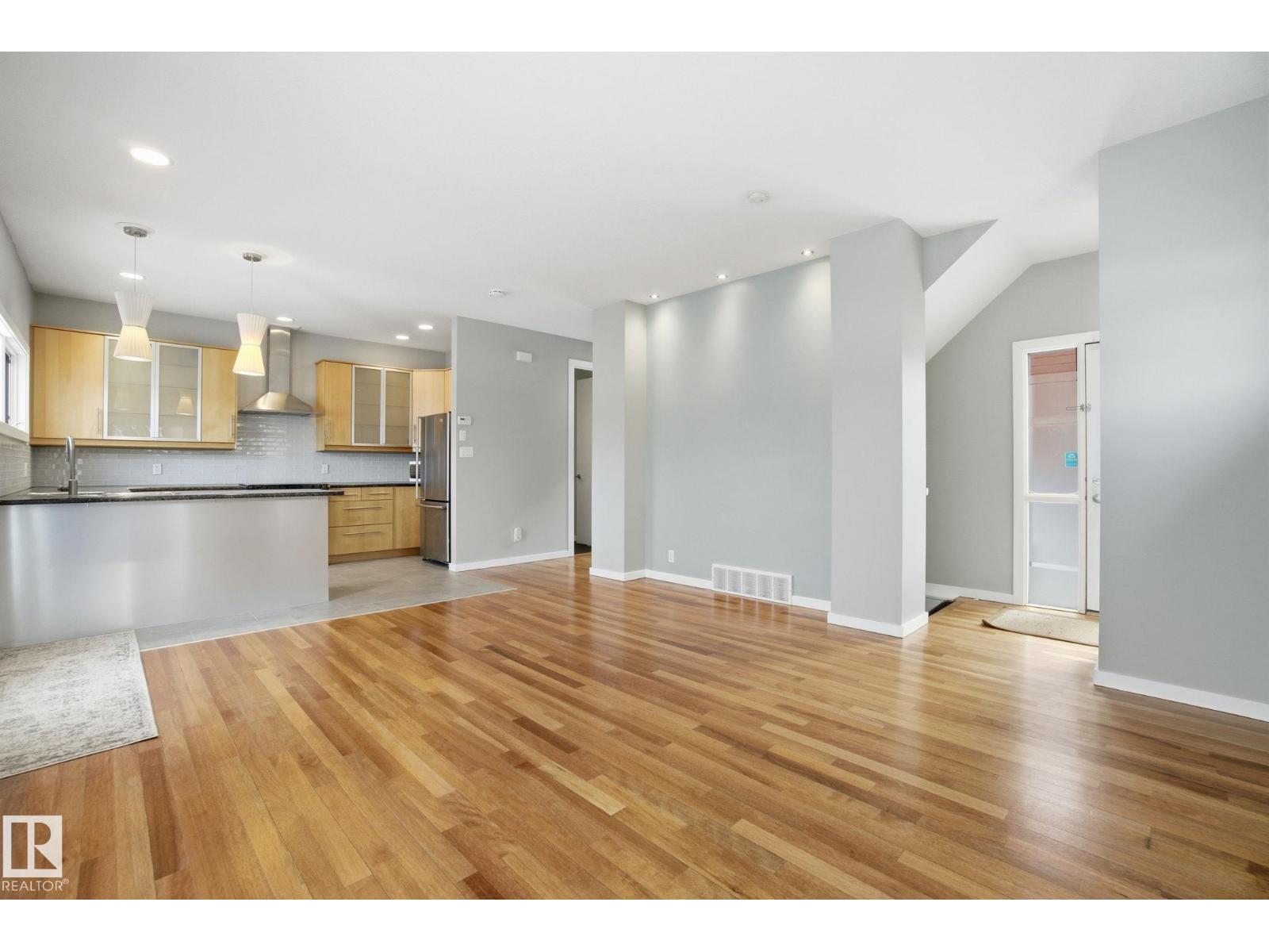 #4 14315 Stony Plain Rd Nw, Edmonton, Alberta T5N 3R6 - Photo 5 - E4469552