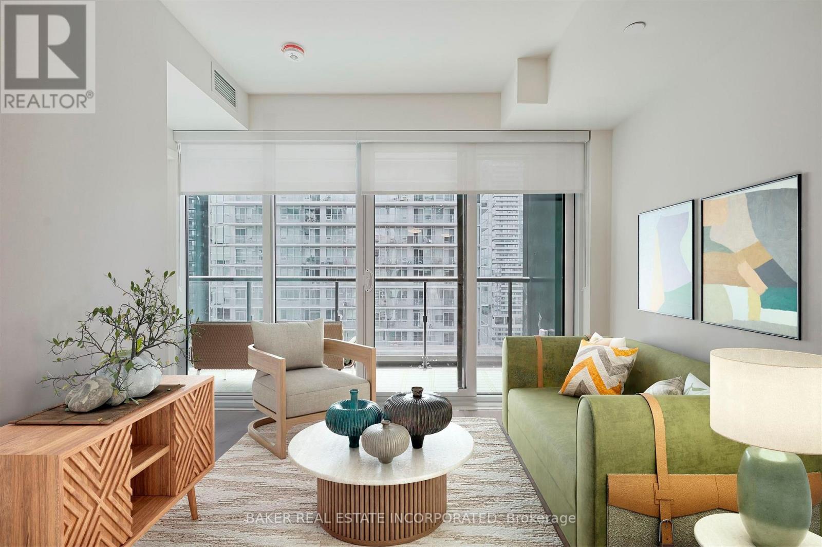 2302 - 223 Redpath Avenue, Toronto, Ontario  M4P 0E8 - Photo 1 - C12681046