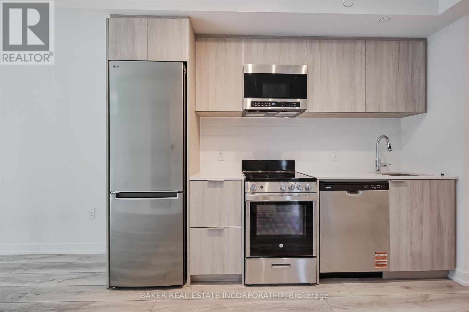 2302 - 223 Redpath Avenue, Toronto, Ontario  M4P 0E8 - Photo 8 - C12681046