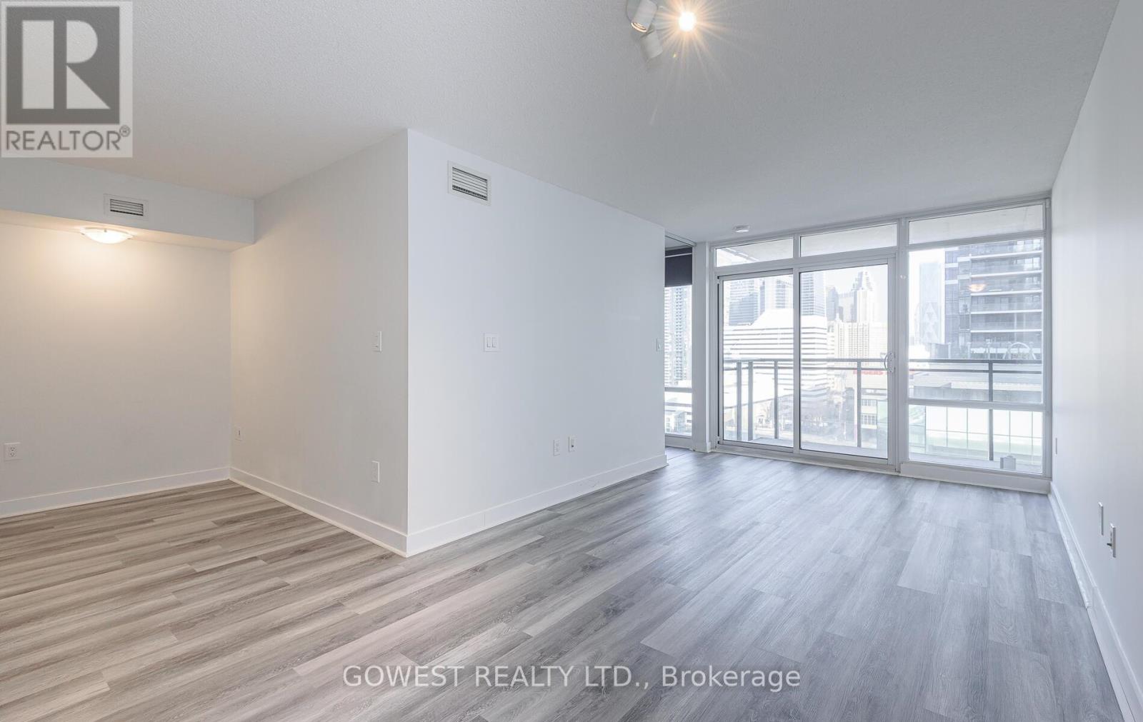 1807 - 4k Spadina Avenue, Toronto, Ontario  M5V 3Y9 - Photo 7 - C12681080