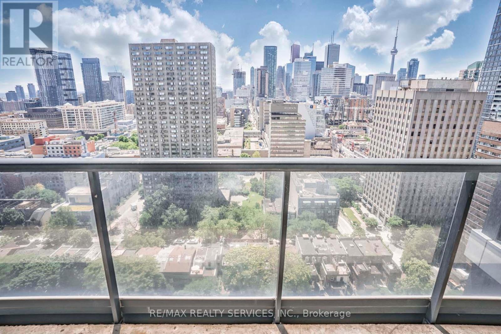 2402 - 25 Carlton Street, Toronto, Ontario  M5B 1L4 - Photo 13 - C12681132