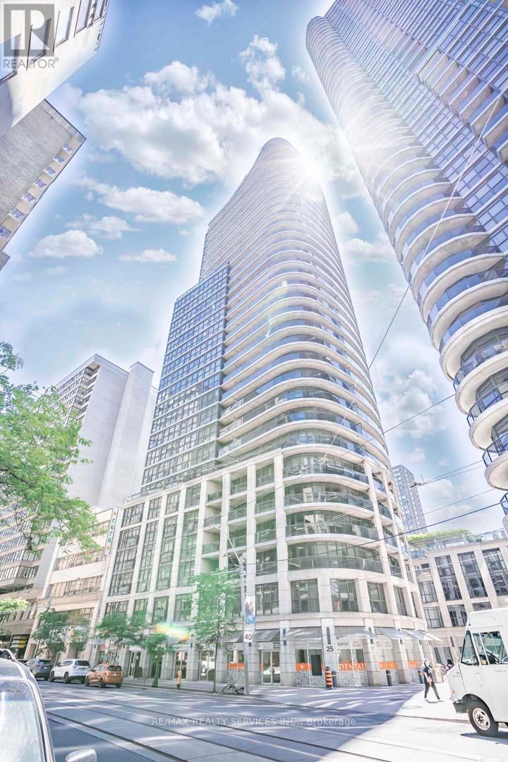 2402 - 25 Carlton Street, Toronto, Ontario  M5B 1L4 - Photo 2 - C12681132