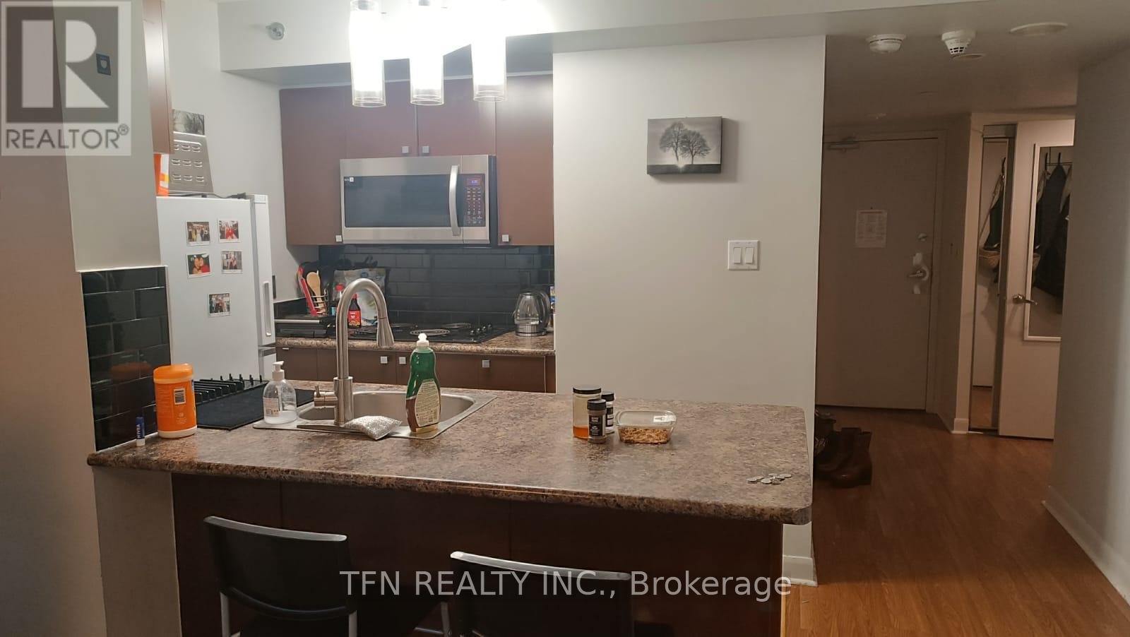 1110 - 200 Victoria Street, Toronto, Ontario  M5B 1V8 - Photo 1 - C12681180