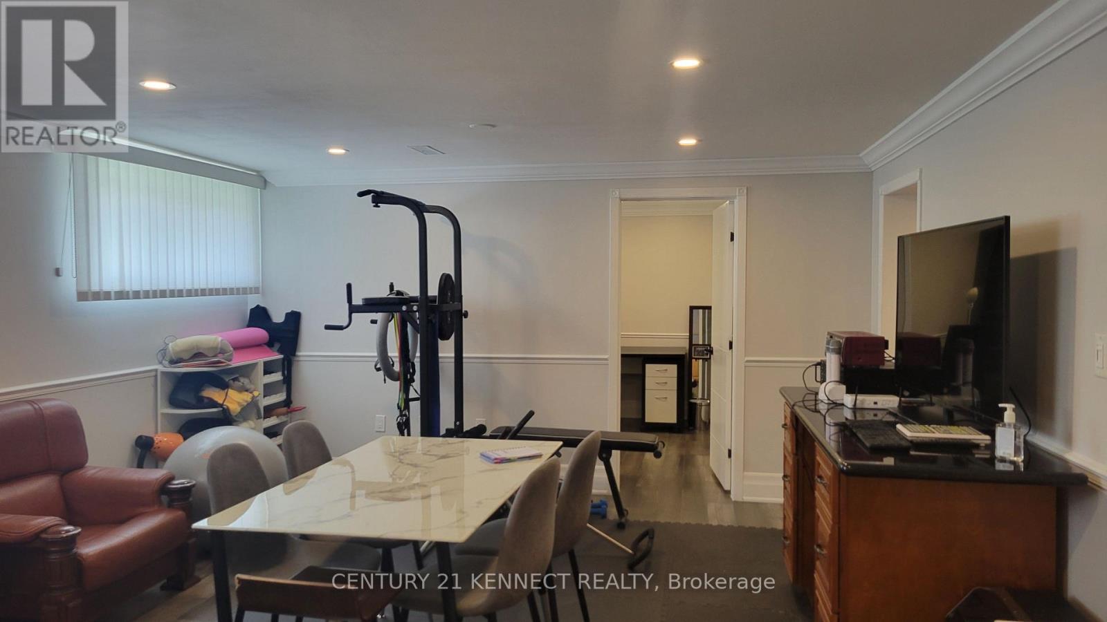 Lower - 1 Evanston Drive, Toronto, Ontario  M3H 5N9 - Photo 13 - C12681196