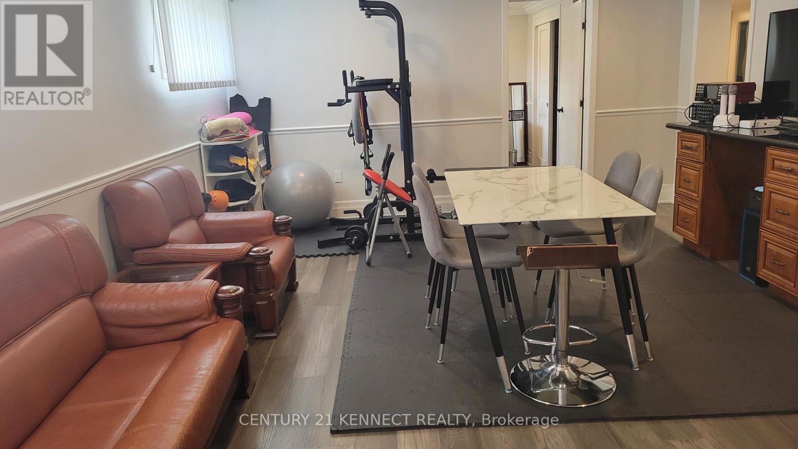 Lower - 1 Evanston Drive, Toronto, Ontario  M3H 5N9 - Photo 14 - C12681196