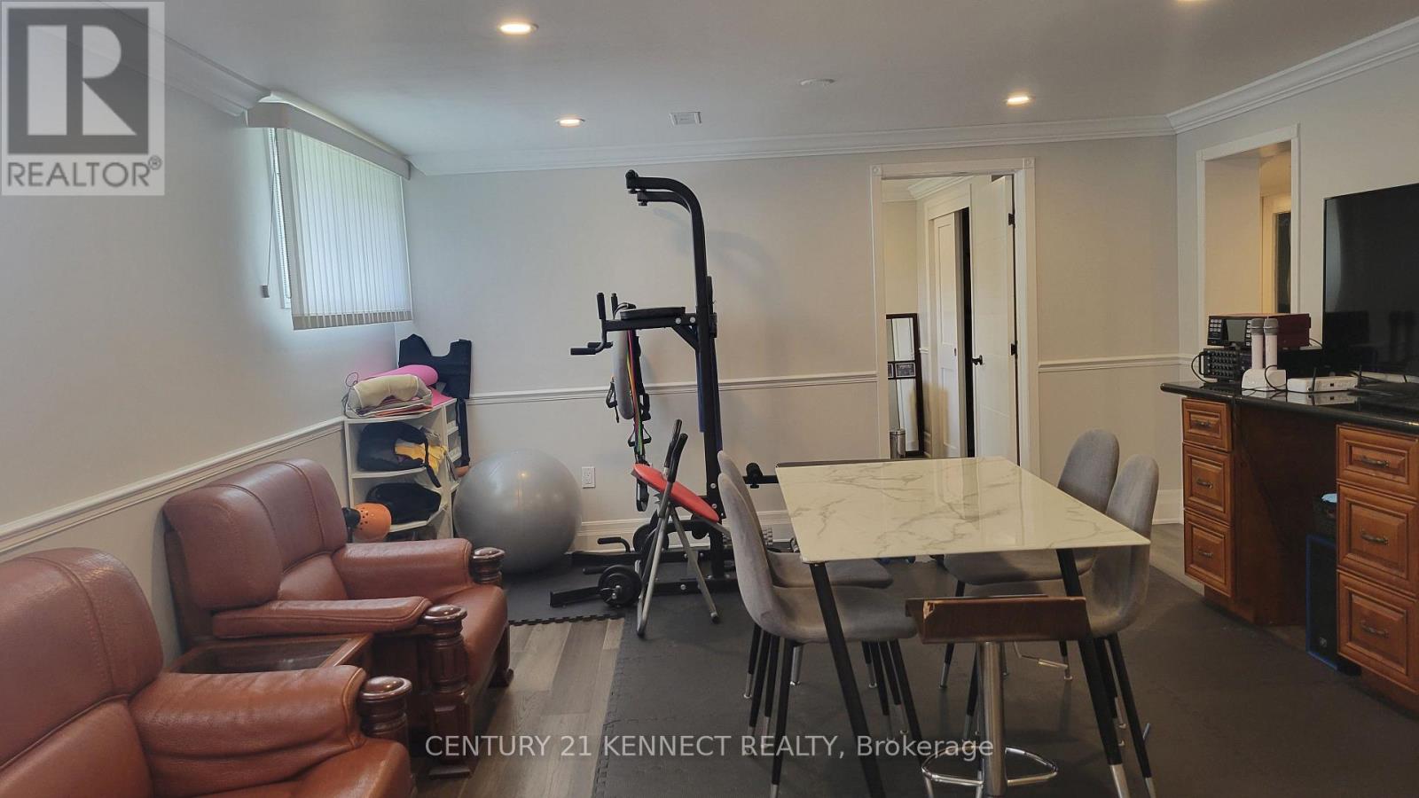 Lower - 1 Evanston Drive, Toronto, Ontario  M3H 5N9 - Photo 15 - C12681196