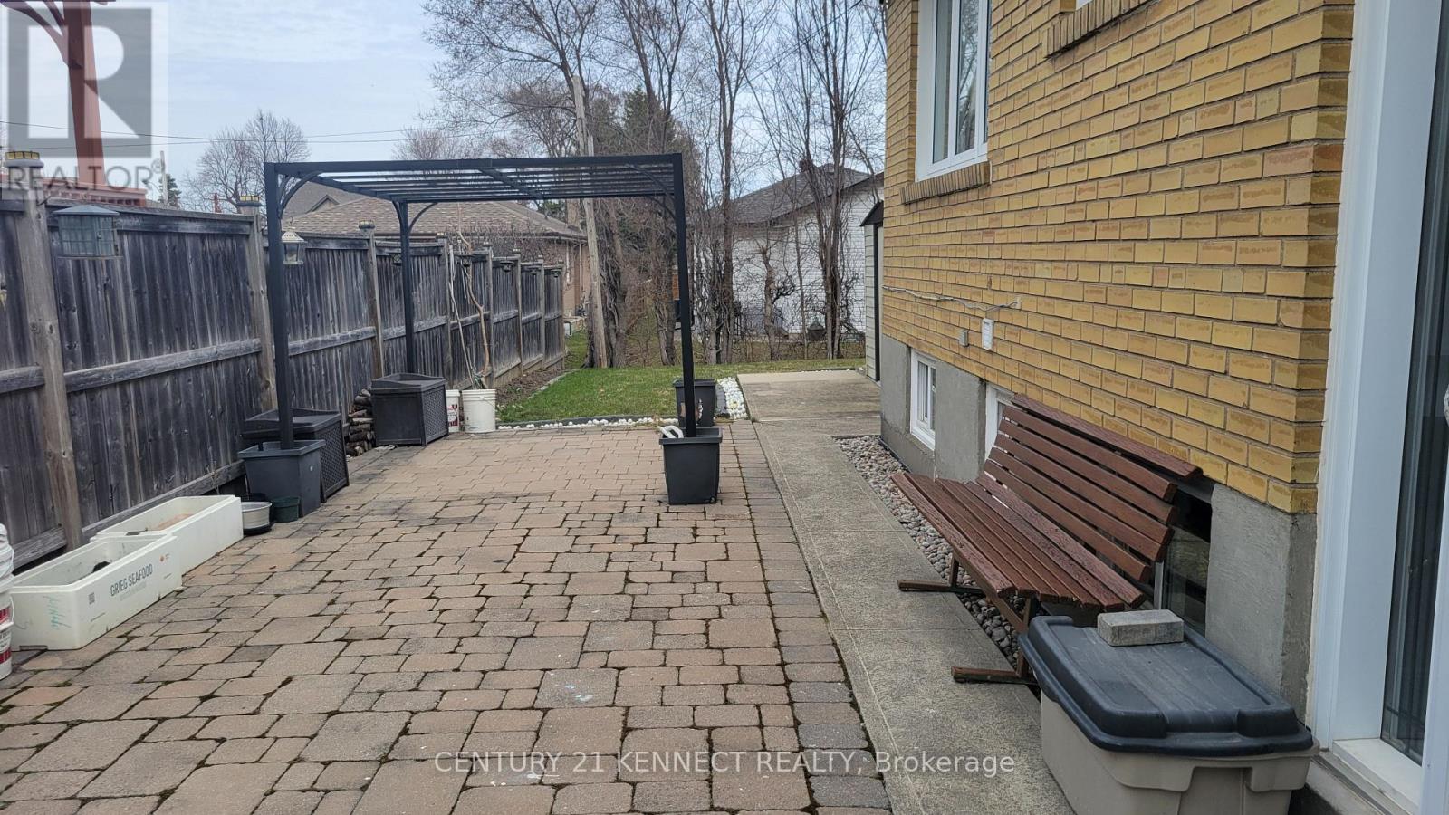 Lower - 1 Evanston Drive, Toronto, Ontario  M3H 5N9 - Photo 33 - C12681196